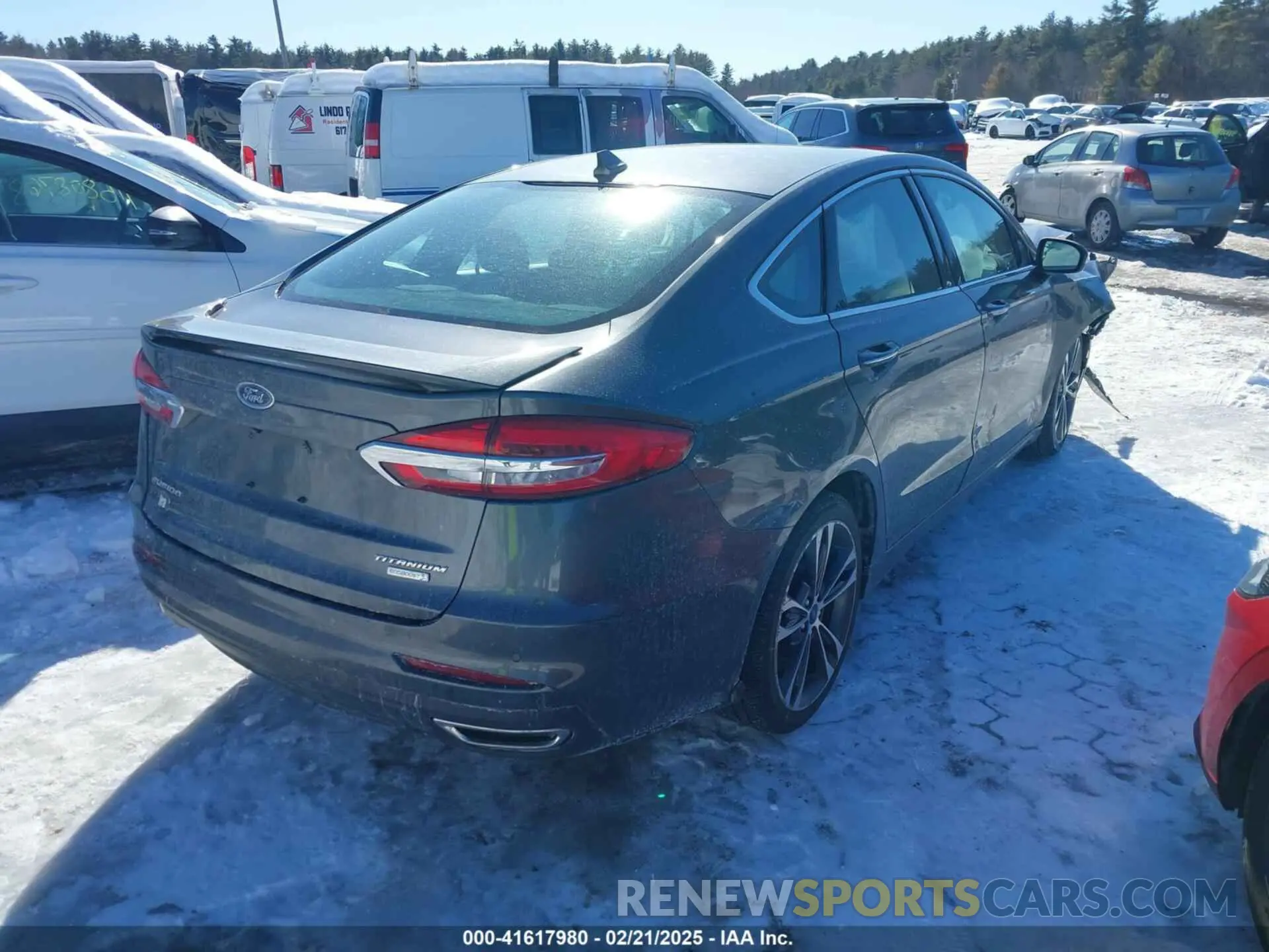 4 Photograph of a damaged car 3FA6P0K95LR138516 FORD FUSION 2020
