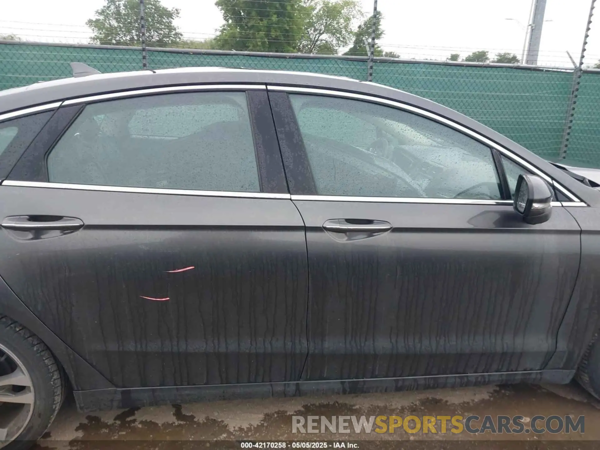 14 Photograph of a damaged car 3FA6P0K97LR192657 FORD FUSION 2020