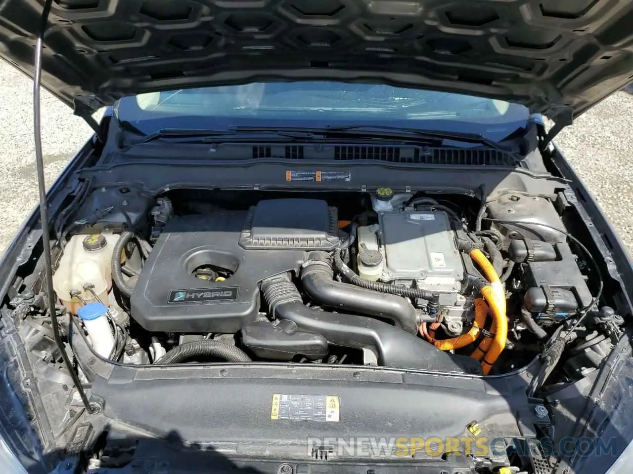 11 Photograph of a damaged car 3FA6P0LU0LR265614 FORD FUSION 2020