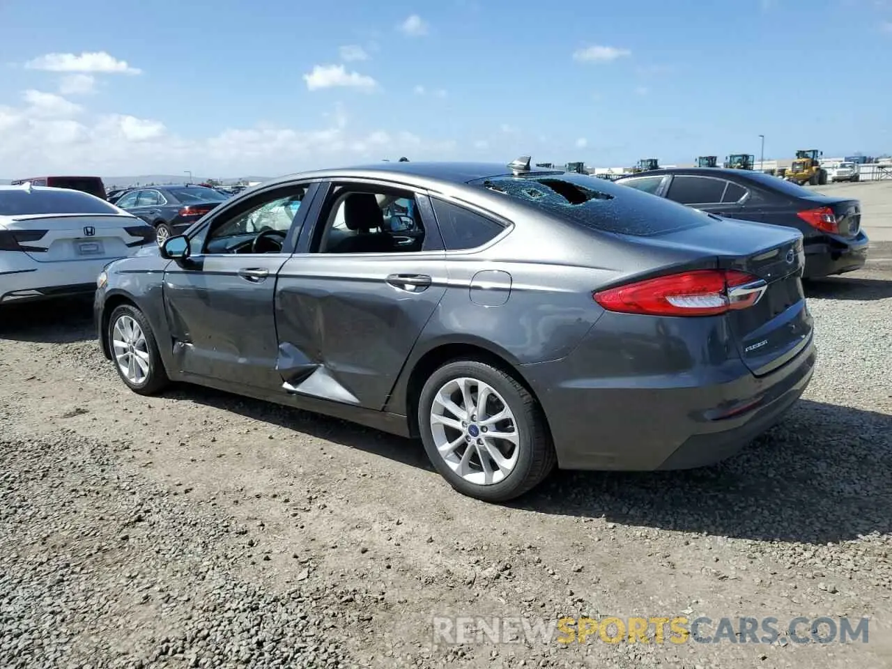 2 Photograph of a damaged car 3FA6P0LU0LR265614 FORD FUSION 2020