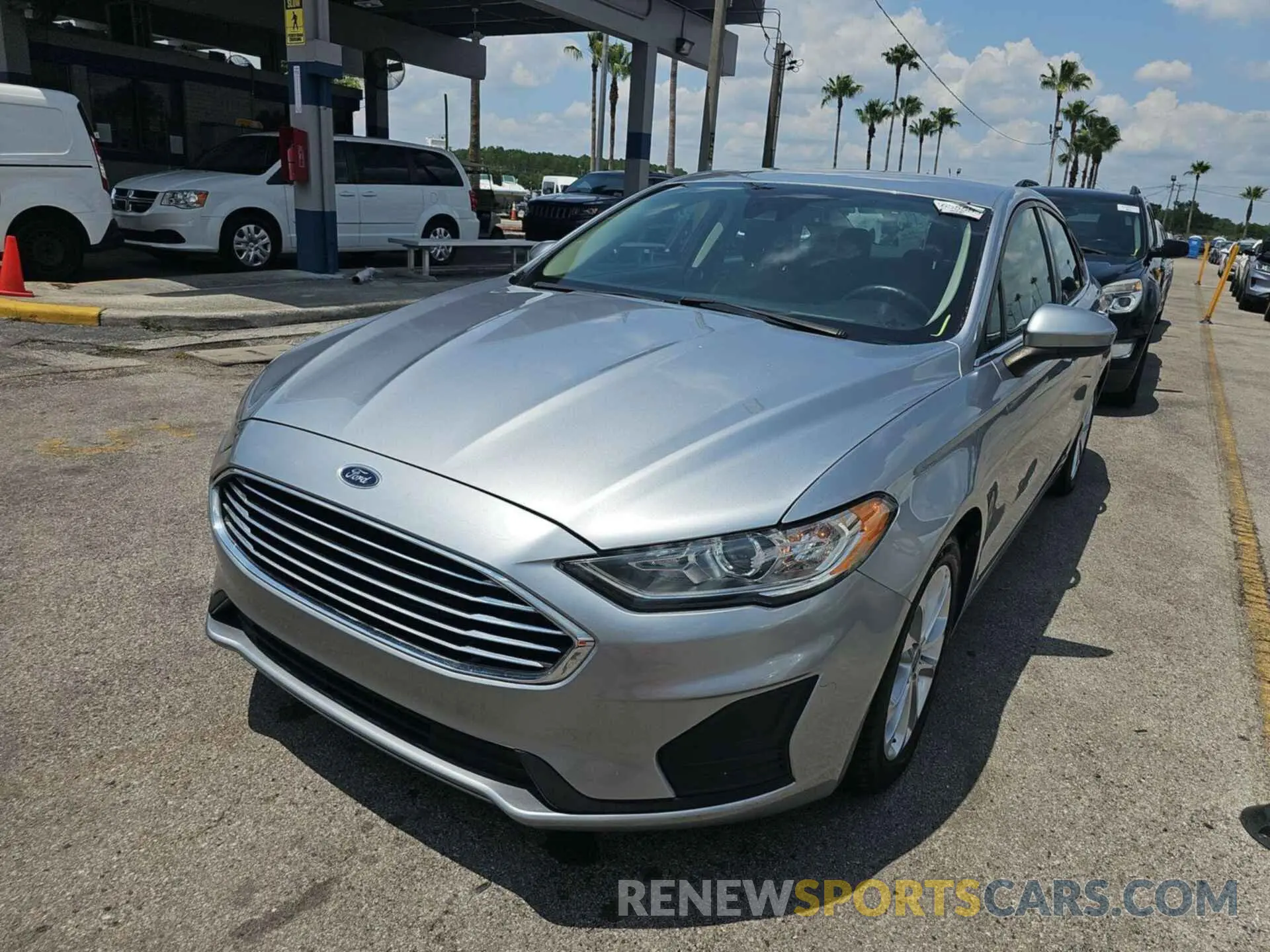 12 Photograph of a damaged car 3FA6P0LU1LR239104 FORD FUSION 2020