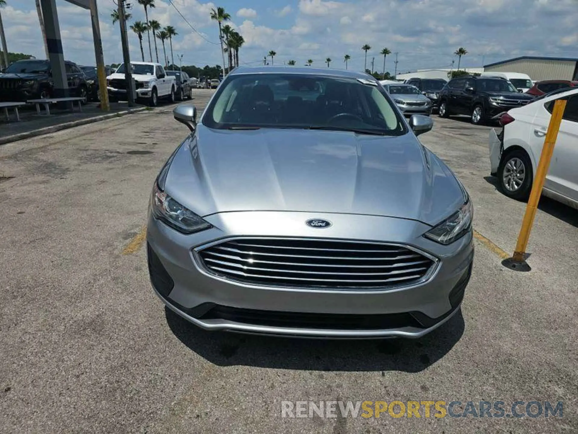 14 Photograph of a damaged car 3FA6P0LU1LR239104 FORD FUSION 2020