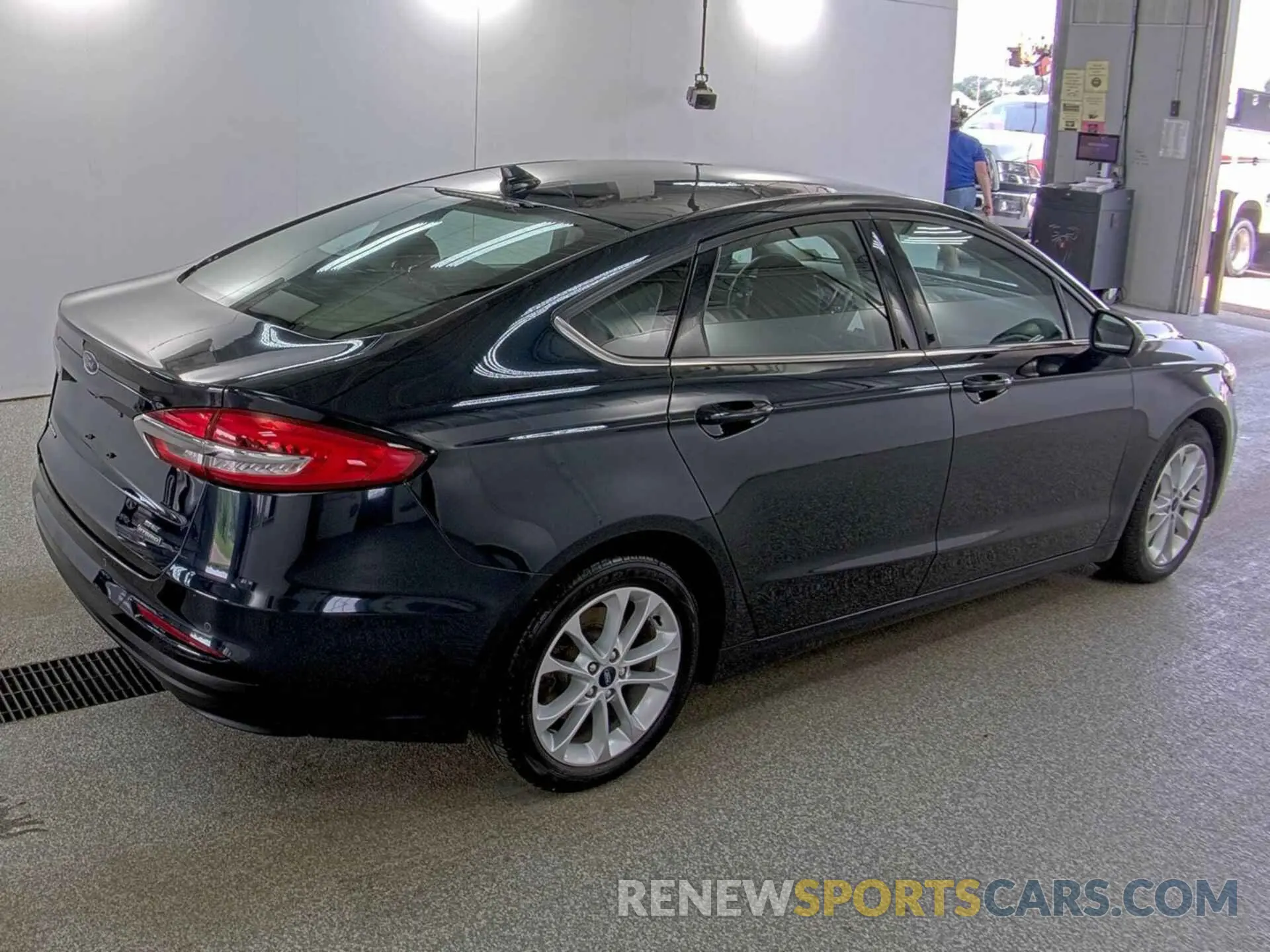 11 Photograph of a damaged car 3FA6P0LU2LR106545 FORD FUSION 2020