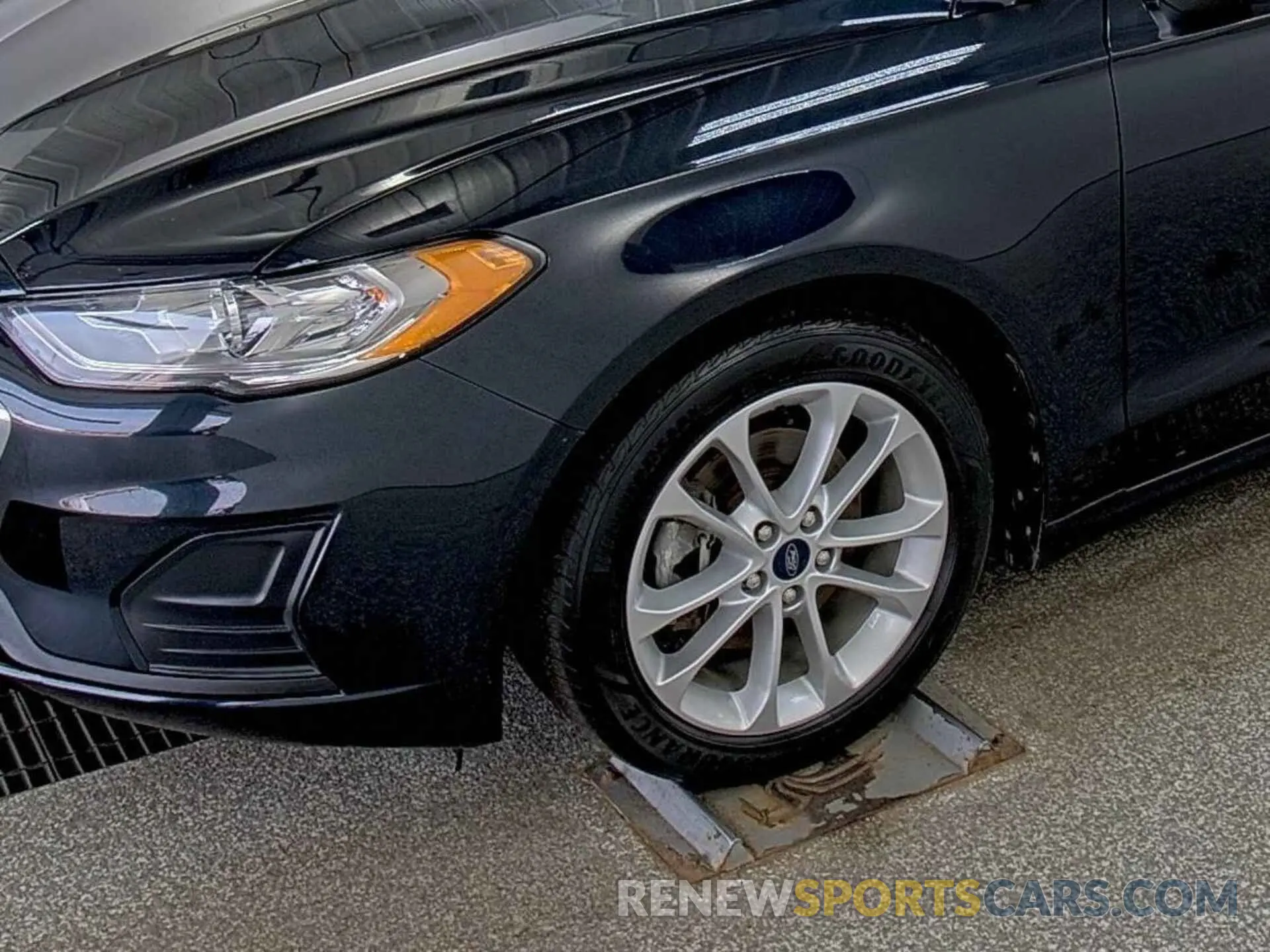 12 Photograph of a damaged car 3FA6P0LU2LR106545 FORD FUSION 2020