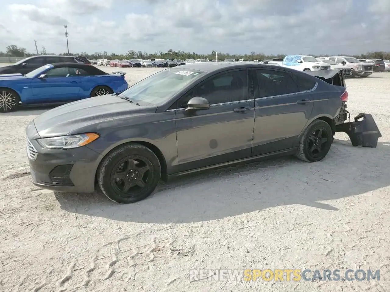 1 Фотография поврежденного автомобиля 3FA6P0LU2LR161349 FORD FUSION 2020