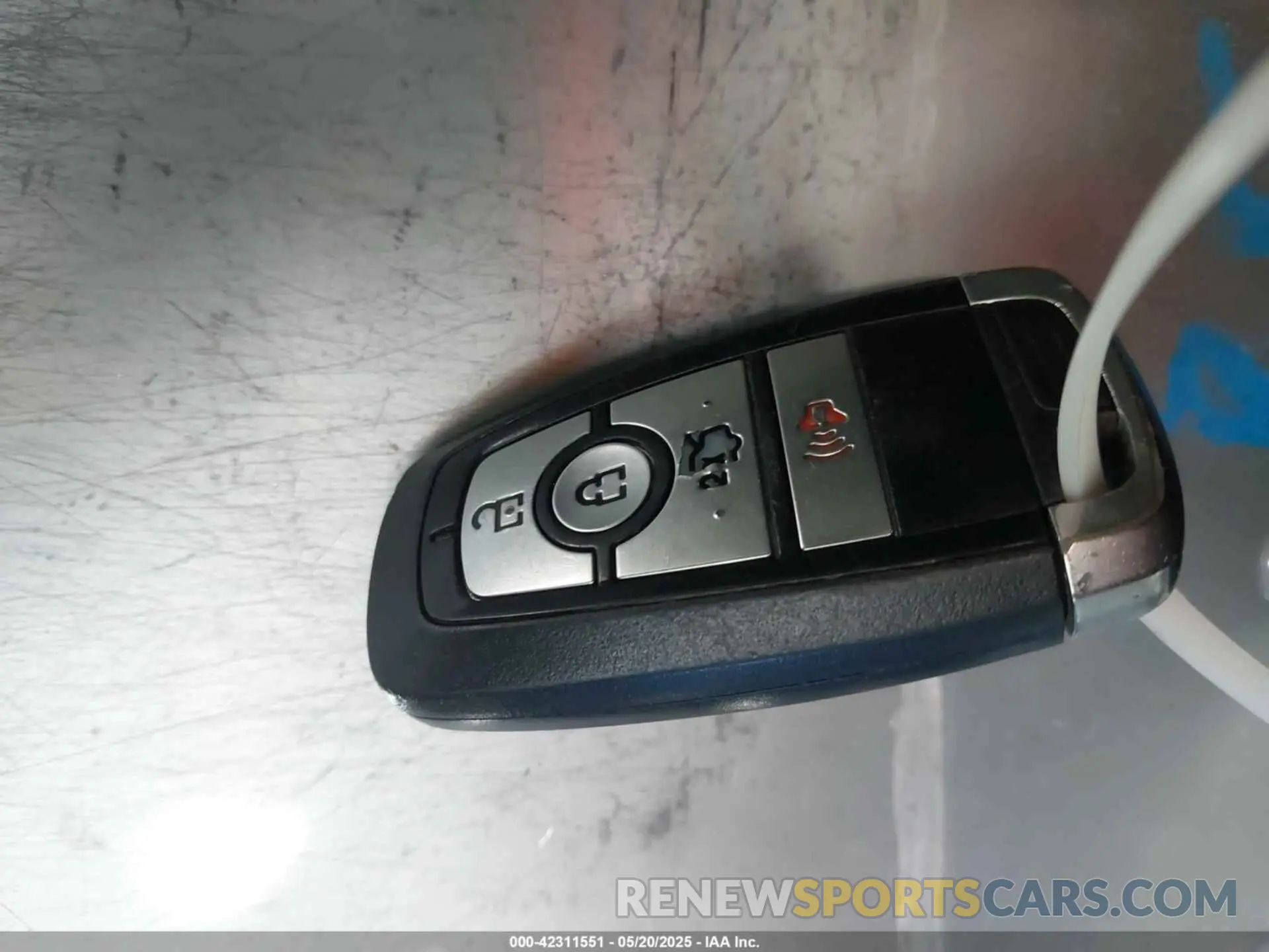 11 Фотография поврежденного автомобиля 3FA6P0LU2LR229035 FORD FUSION 2020