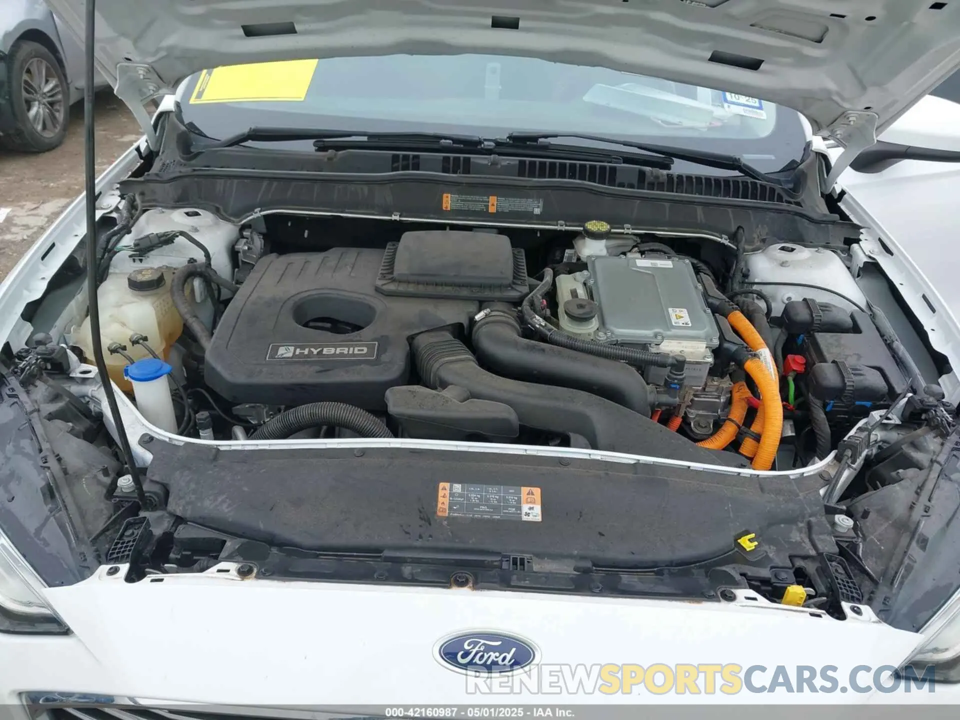 10 Photograph of a damaged car 3FA6P0LU2LR266943 FORD FUSION 2020