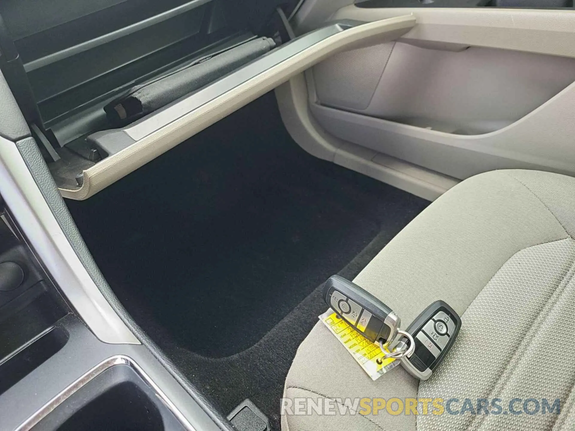18 Фотография поврежденного автомобиля 3FA6P0LU3LR173414 FORD FUSION 2020