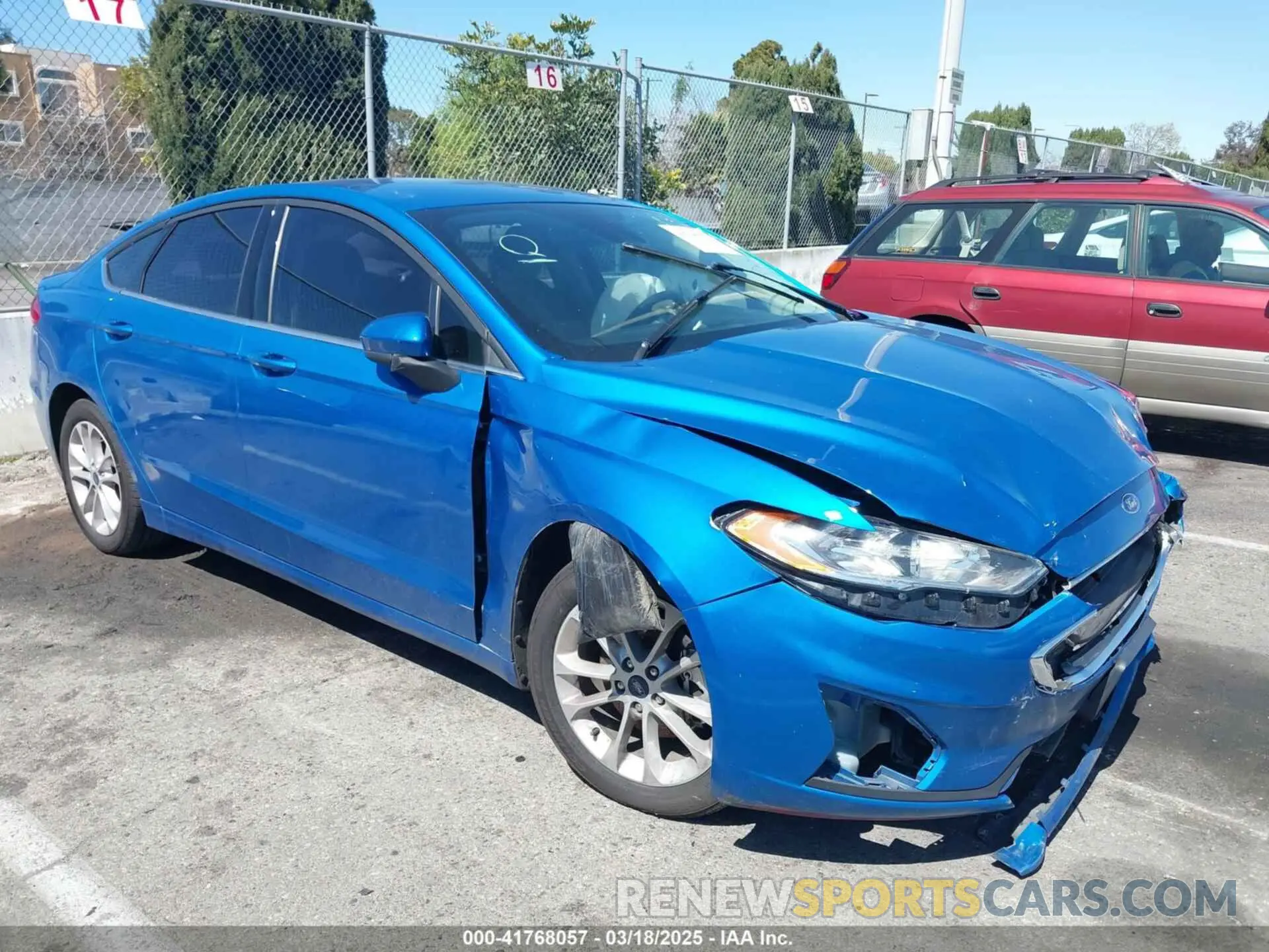 12 Фотография поврежденного автомобиля 3FA6P0LU3LR215130 FORD FUSION 2020