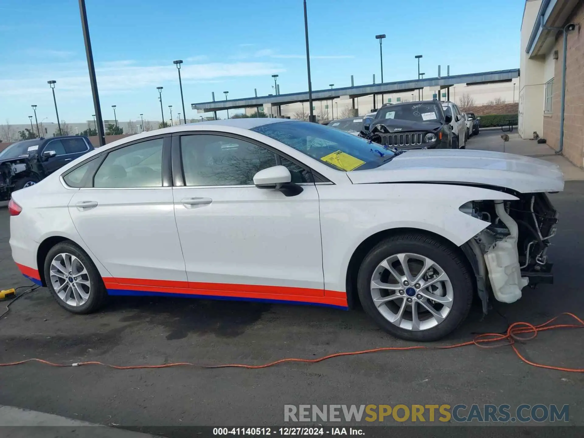 13 Photograph of a damaged car 3FA6P0LU3LR242375 FORD FUSION 2020