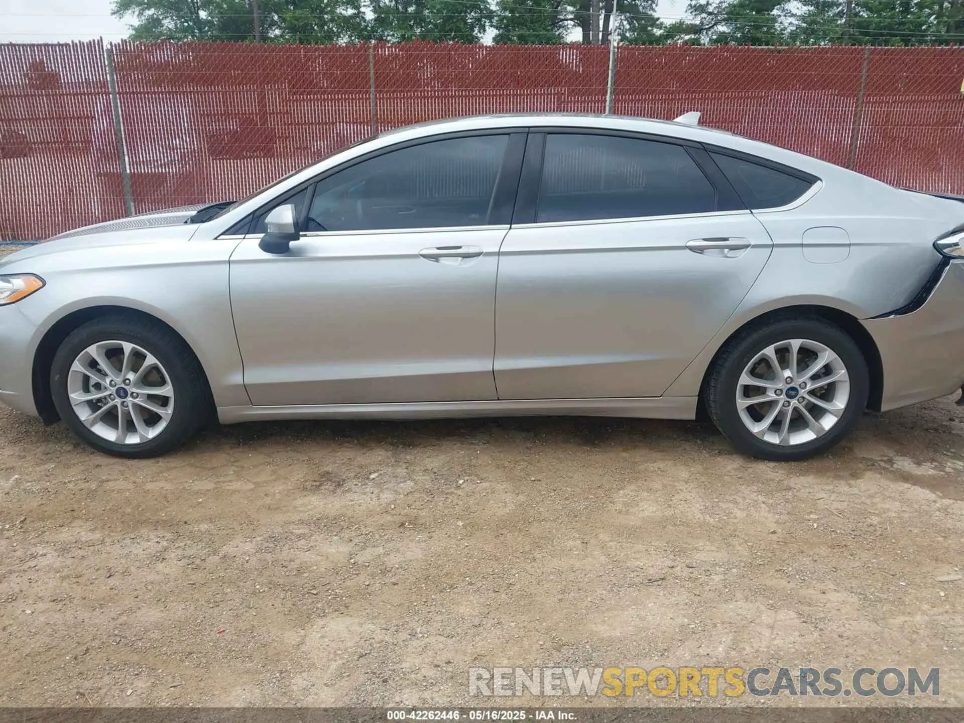 14 Фотография поврежденного автомобиля 3FA6P0LU4LR148070 FORD FUSION 2020