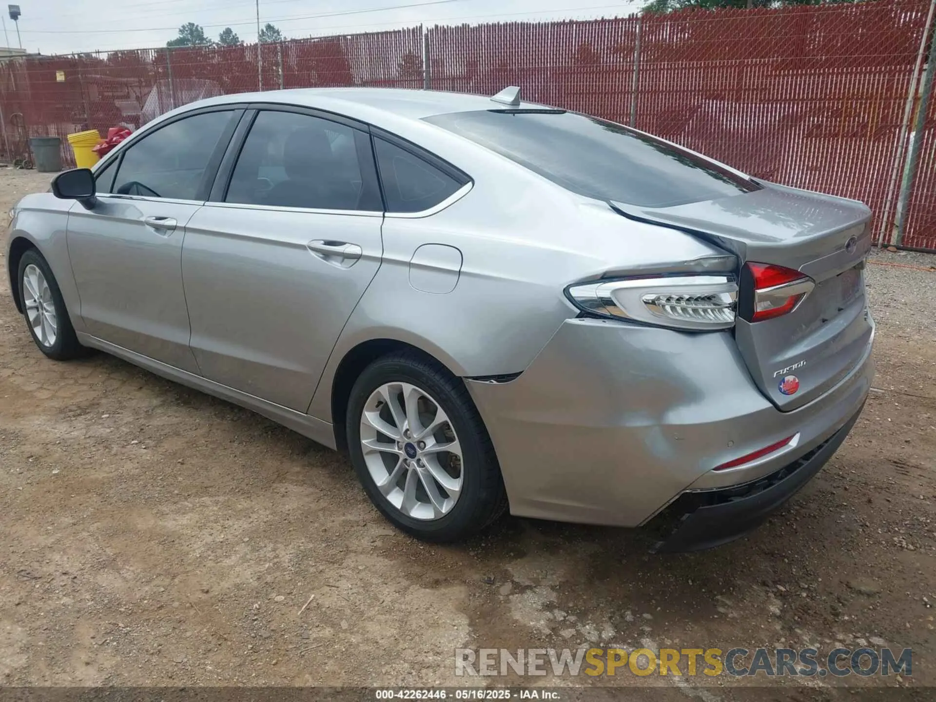 6 Фотография поврежденного автомобиля 3FA6P0LU4LR148070 FORD FUSION 2020