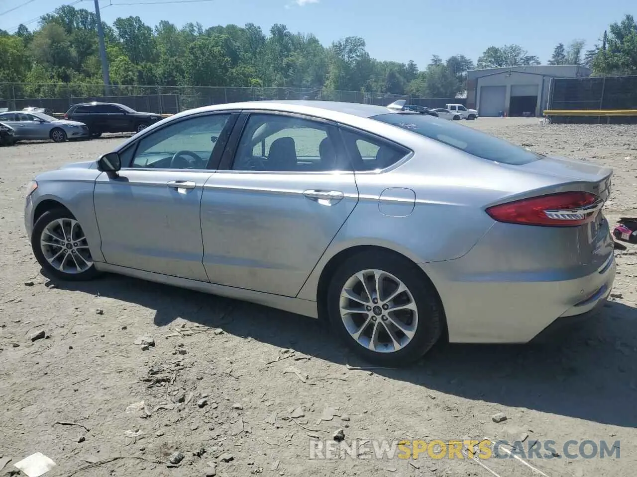 2 Photograph of a damaged car 3FA6P0LU4LR222006 FORD FUSION 2020