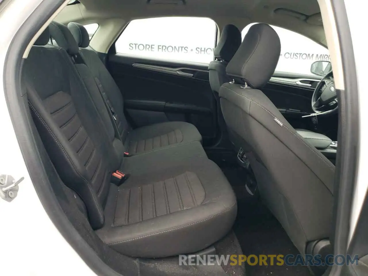 10 Фотография поврежденного автомобиля 3FA6P0LU4LR235306 FORD FUSION 2020