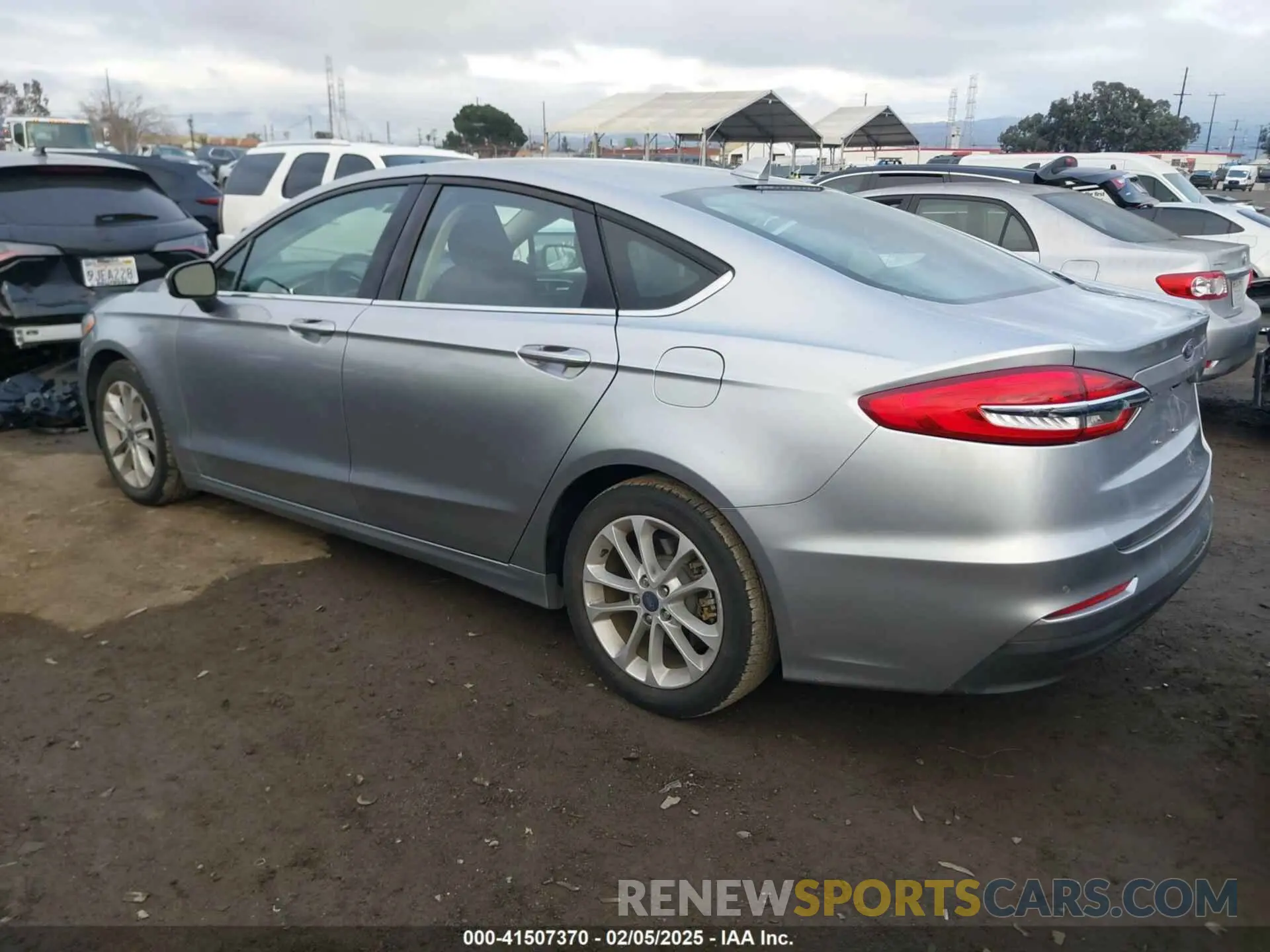 3 Photograph of a damaged car 3FA6P0LU4LR254714 FORD FUSION 2020