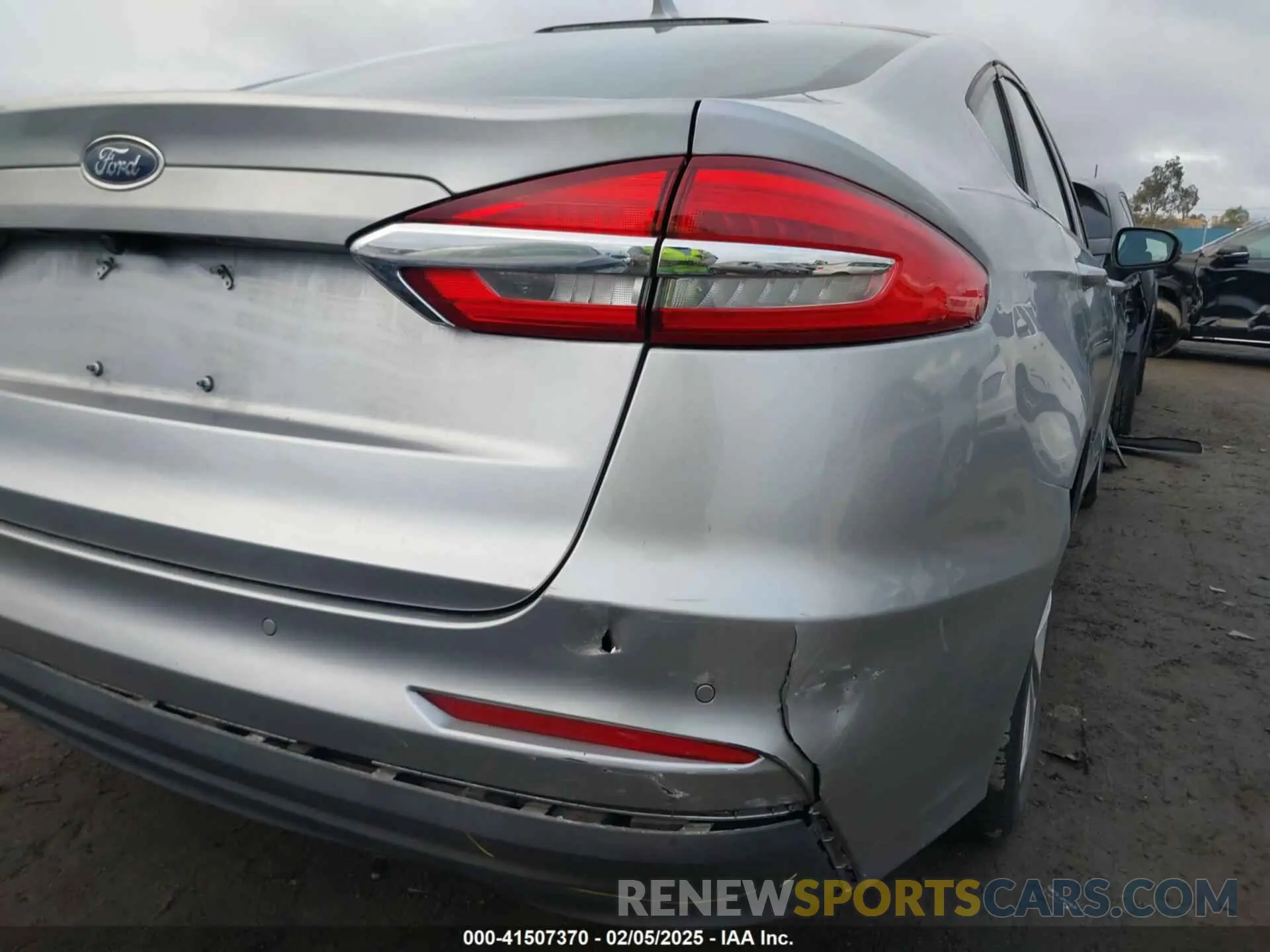 6 Photograph of a damaged car 3FA6P0LU4LR254714 FORD FUSION 2020