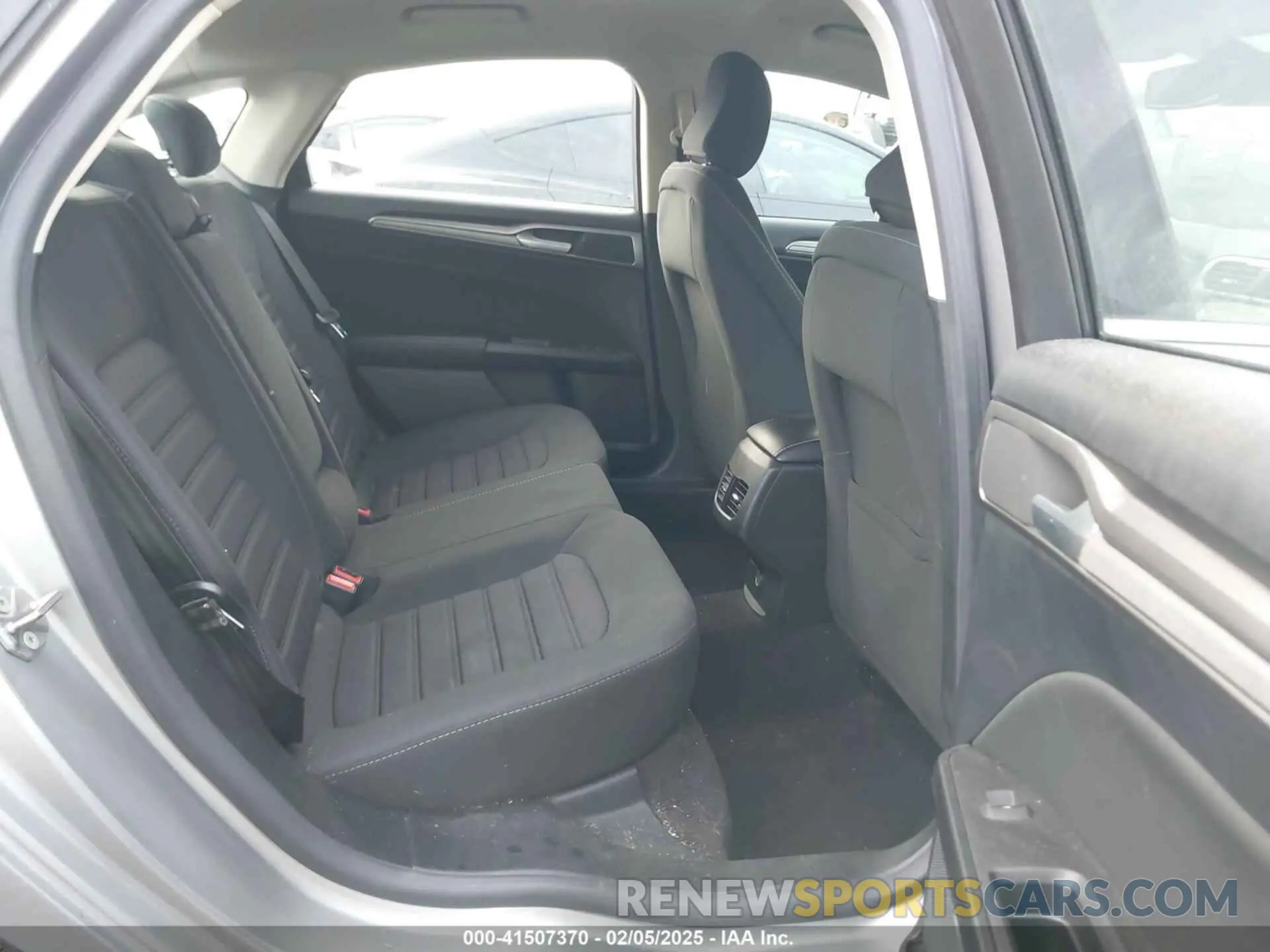 8 Photograph of a damaged car 3FA6P0LU4LR254714 FORD FUSION 2020