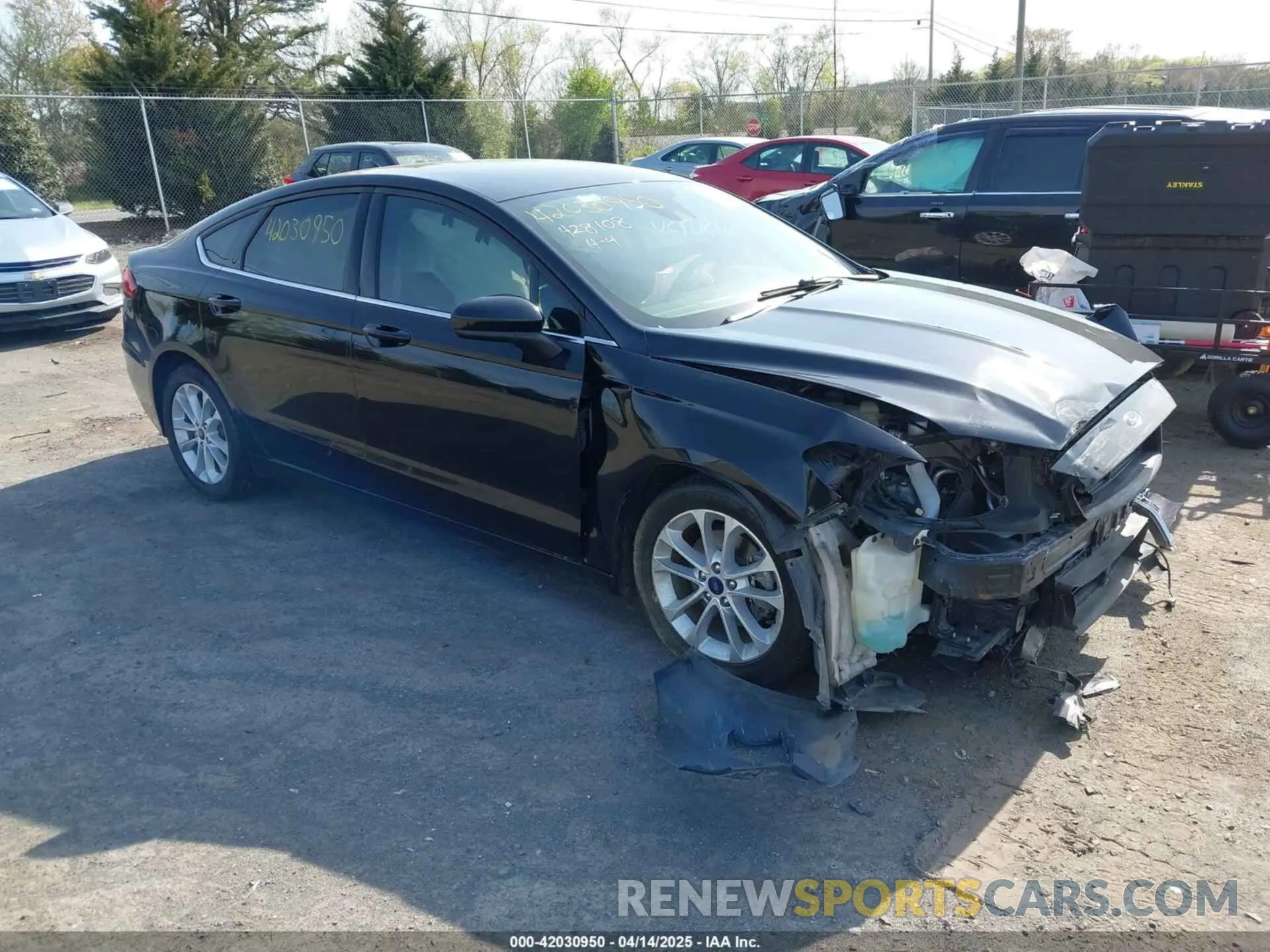 1 Photograph of a damaged car 3FA6P0LU4LR258794 FORD FUSION 2020