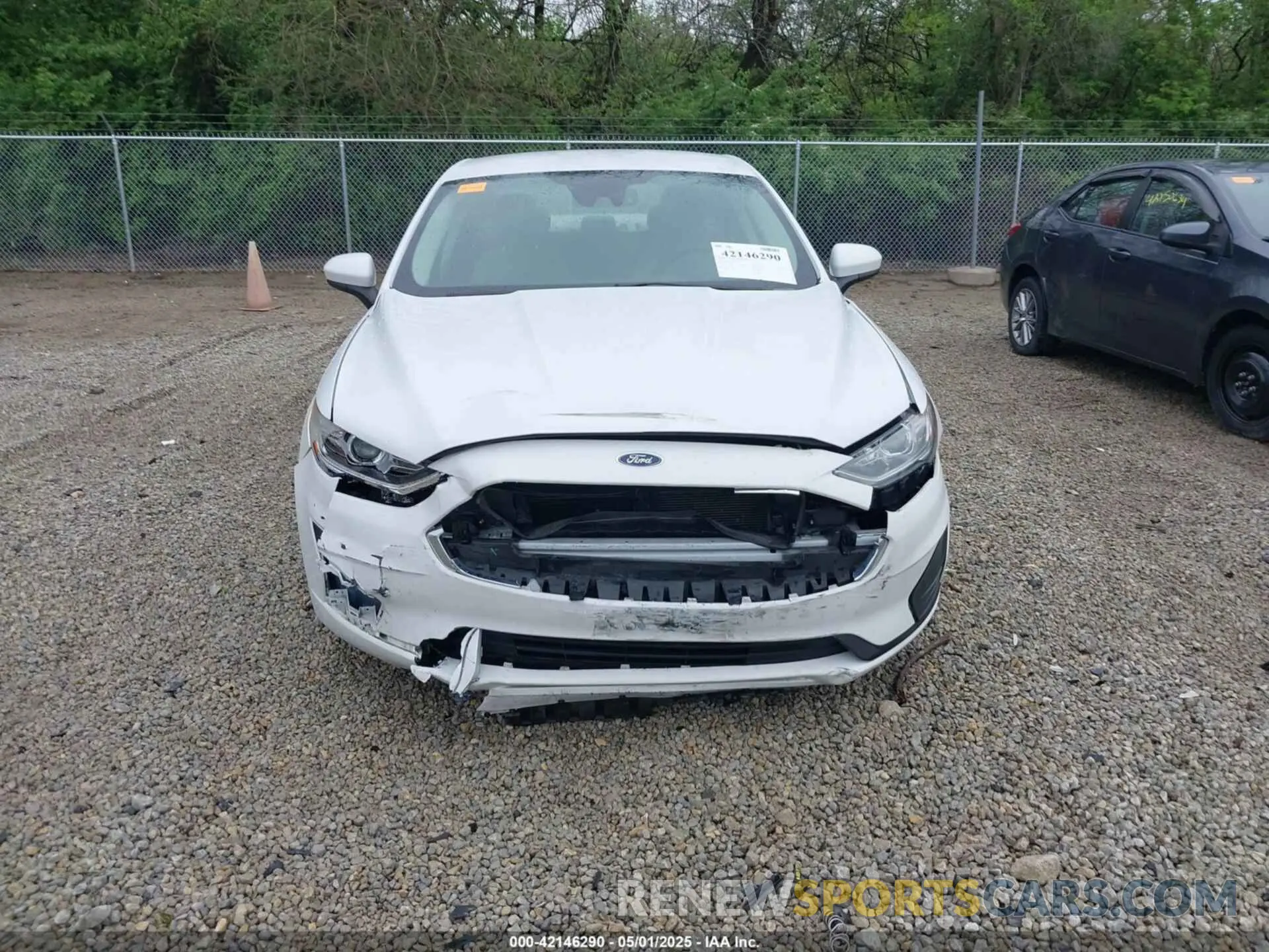 13 Фотография поврежденного автомобиля 3FA6P0LU5LR151074 FORD FUSION 2020