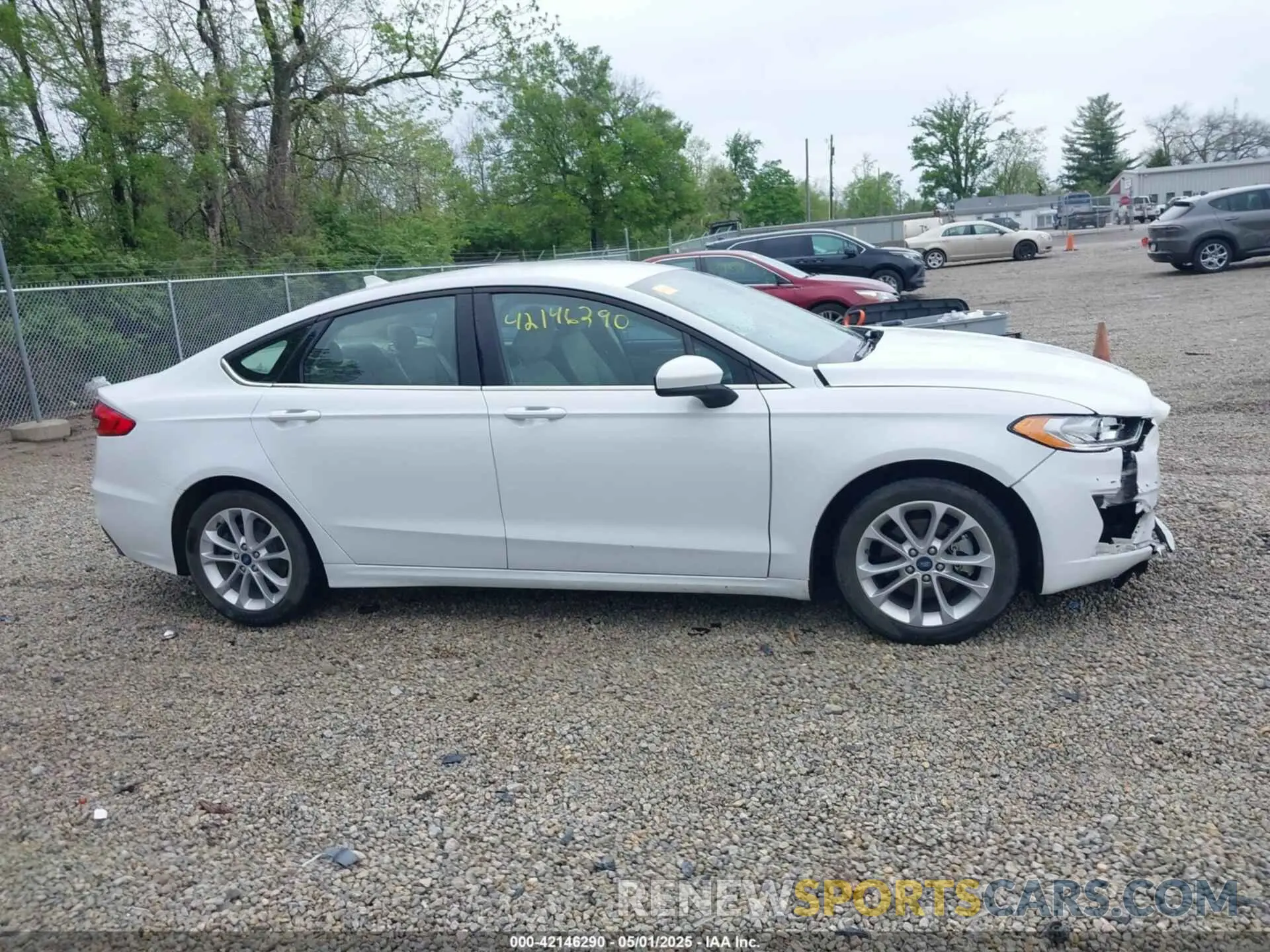 14 Фотография поврежденного автомобиля 3FA6P0LU5LR151074 FORD FUSION 2020