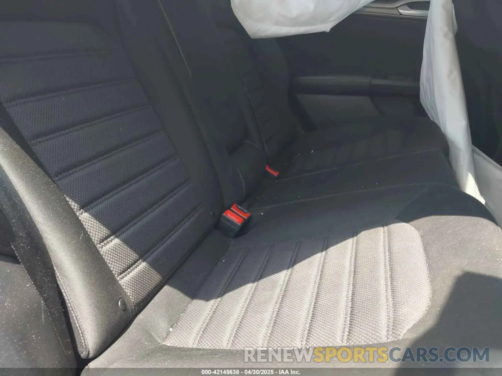 8 Фотография поврежденного автомобиля 3FA6P0LU5LR153942 FORD FUSION 2020