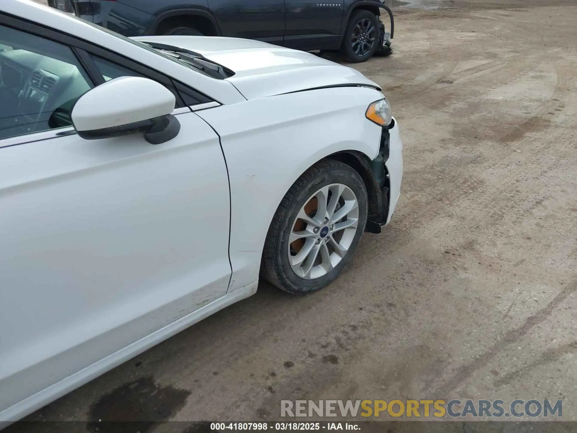 6 Фотография поврежденного автомобиля 3FA6P0LU5LR195611 FORD FUSION 2020