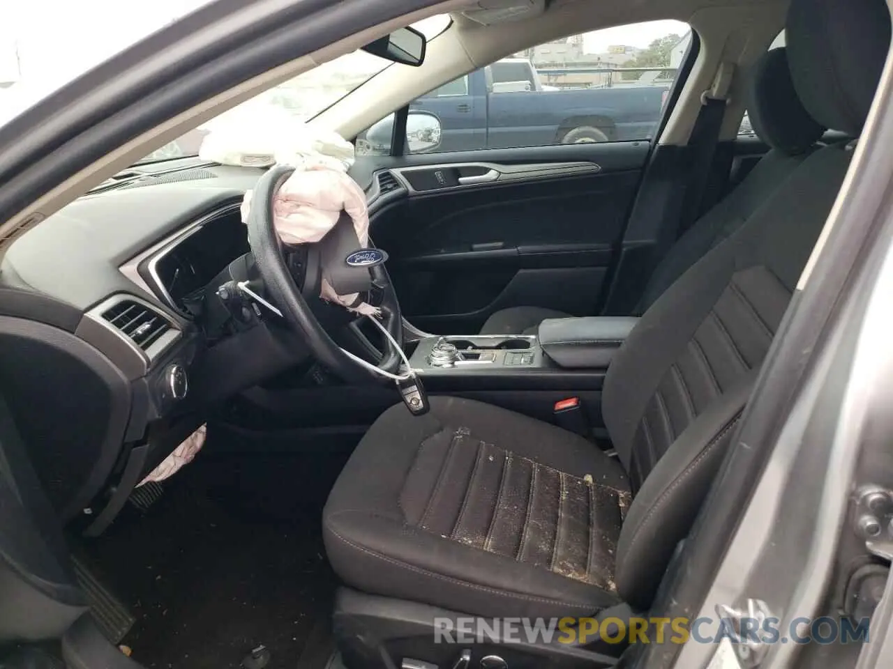 7 Фотография поврежденного автомобиля 3FA6P0LU6LR104281 FORD FUSION 2020