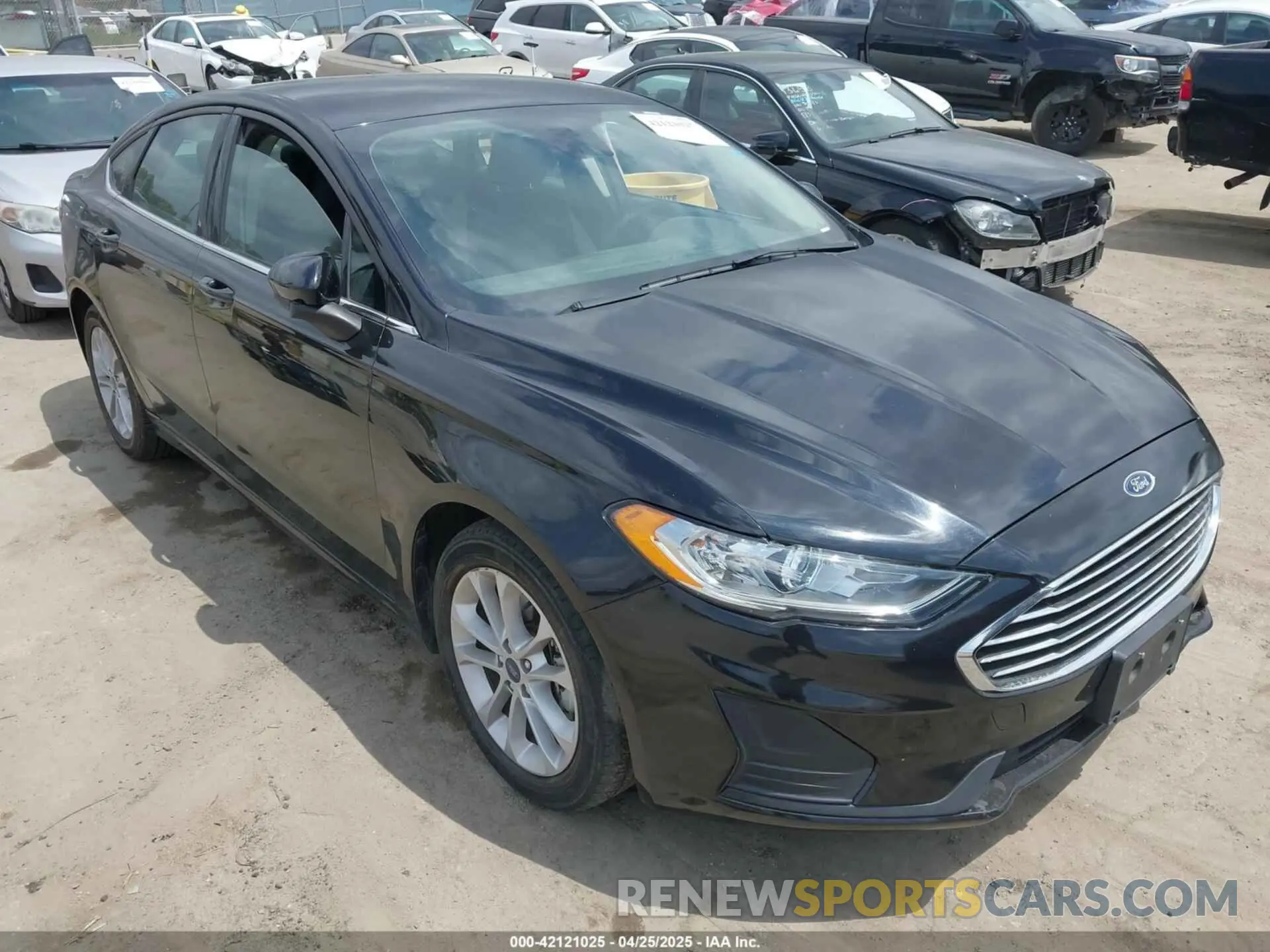 1 Photograph of a damaged car 3FA6P0LU7LR170922 FORD FUSION 2020