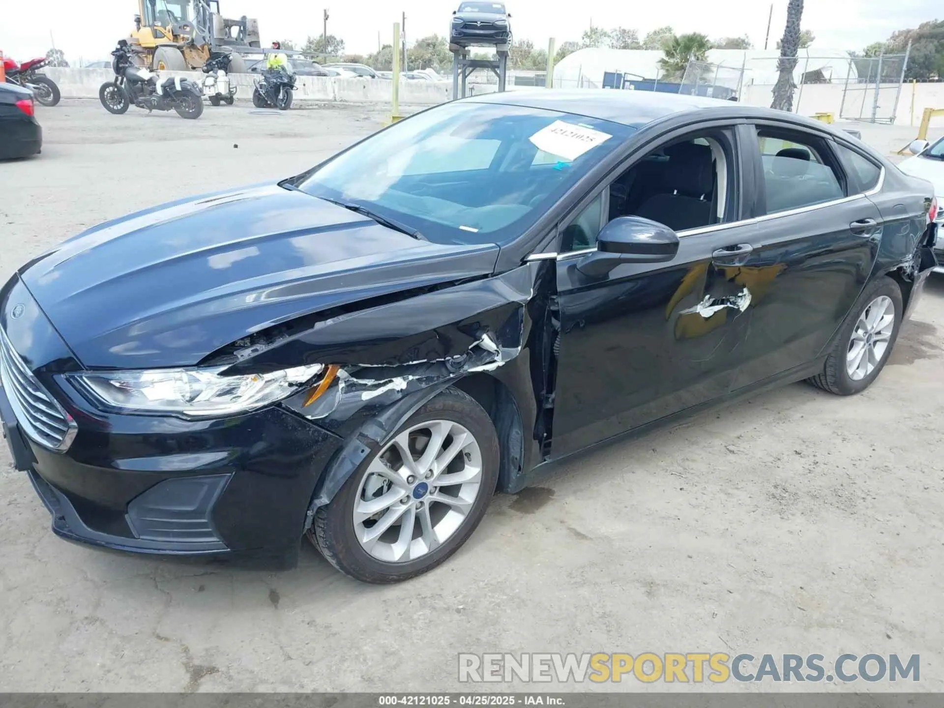 6 Photograph of a damaged car 3FA6P0LU7LR170922 FORD FUSION 2020