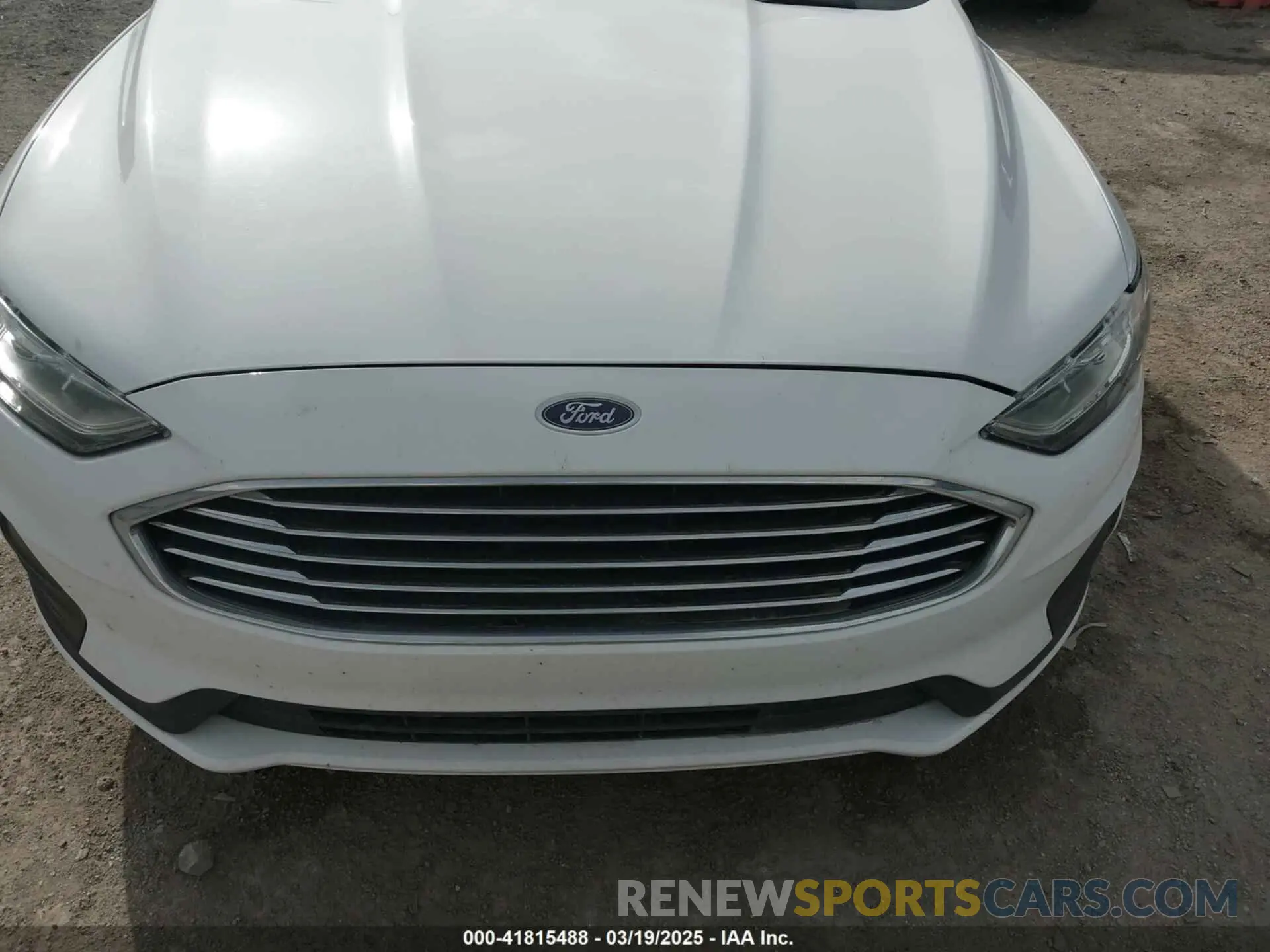 13 Фотография поврежденного автомобиля 3FA6P0LU7LR201375 FORD FUSION 2020