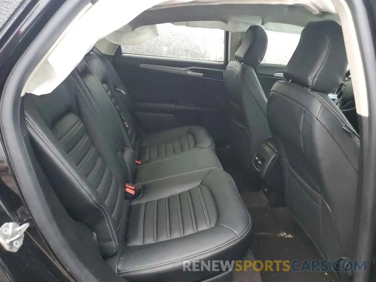 10 Фотография поврежденного автомобиля 3FA6P0LU7LR248177 FORD FUSION 2020