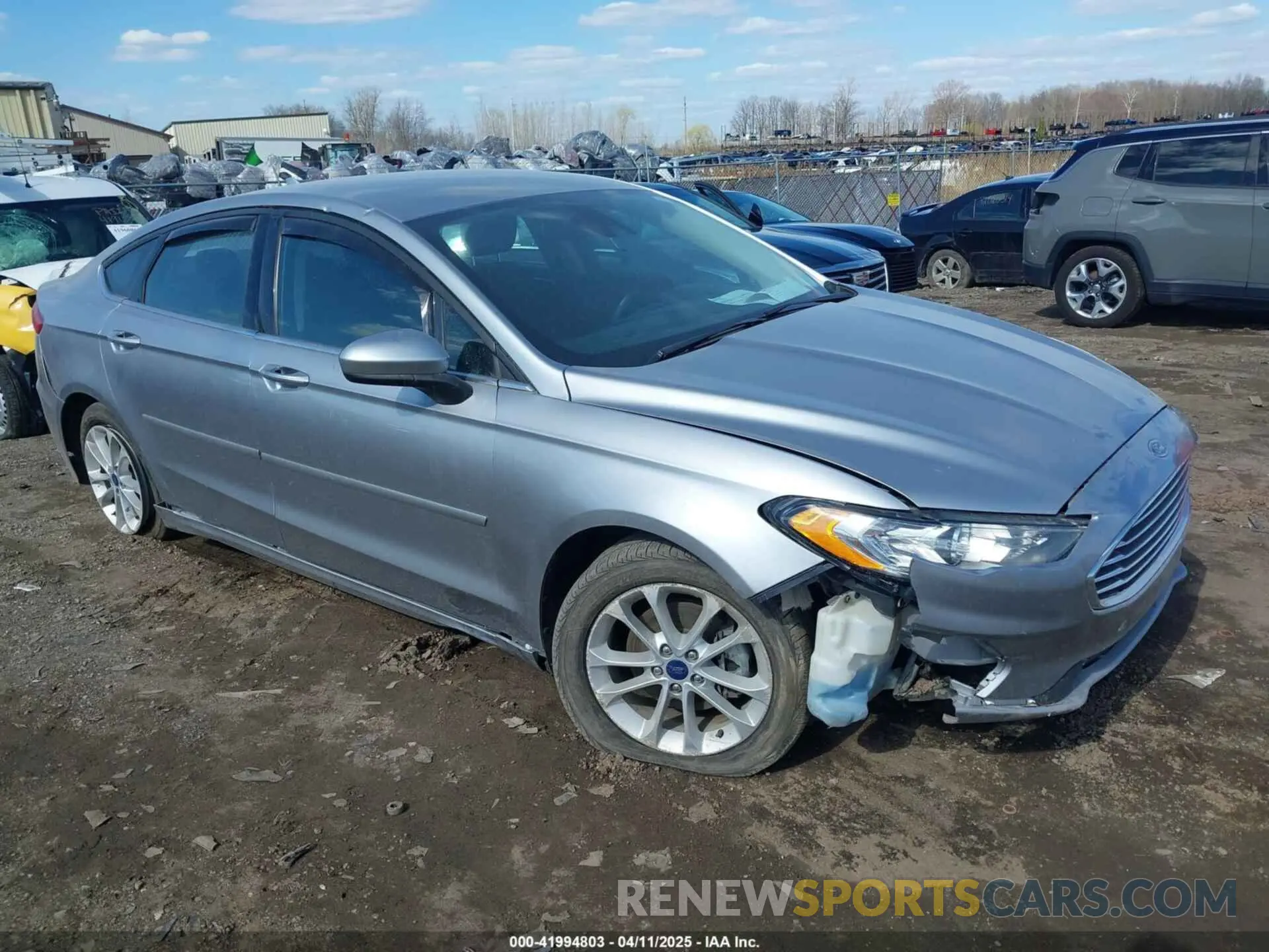1 Фотография поврежденного автомобиля 3FA6P0LU8LR163896 FORD FUSION 2020