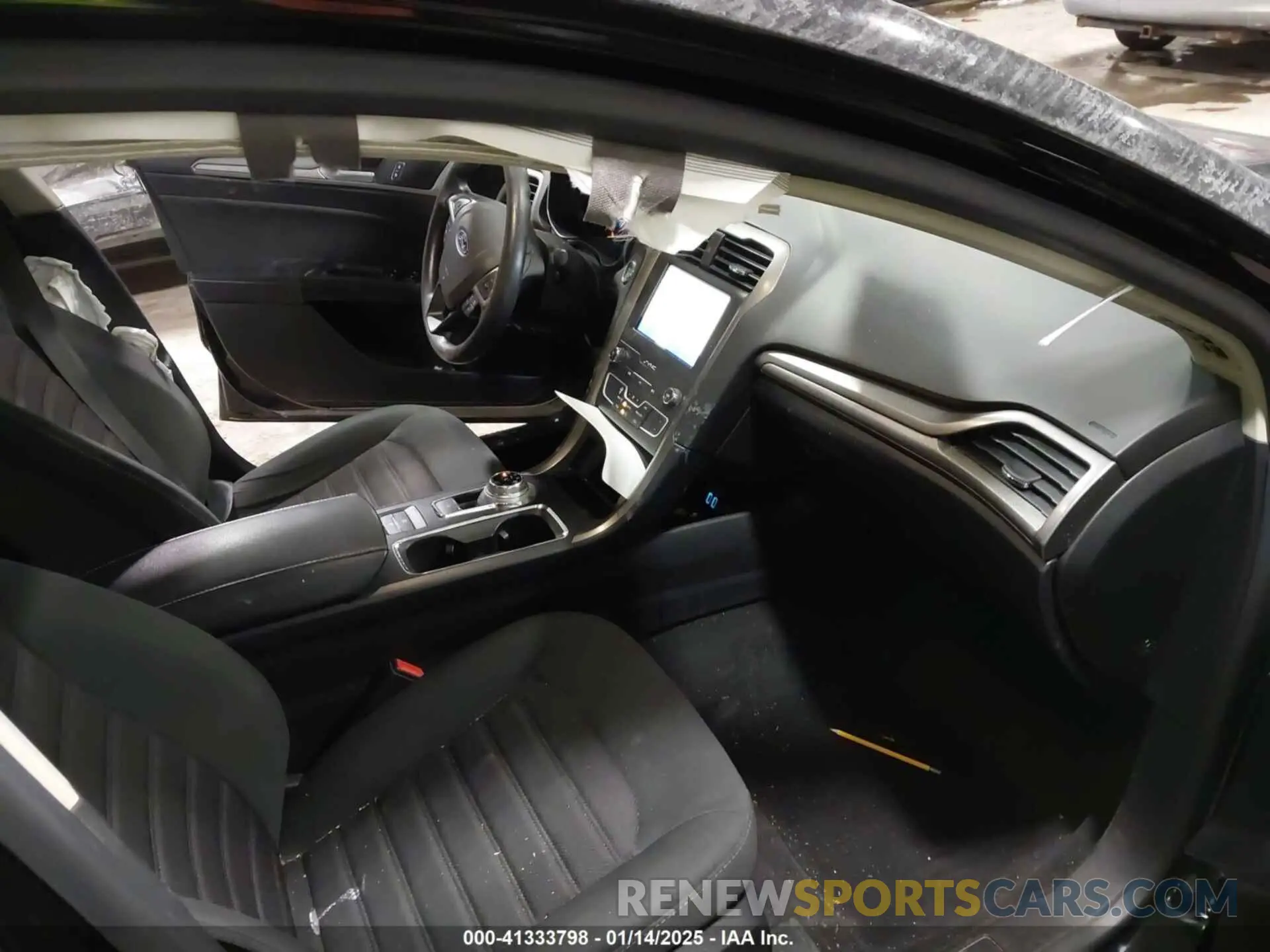5 Фотография поврежденного автомобиля 3FA6P0LUXLR126879 FORD FUSION 2020