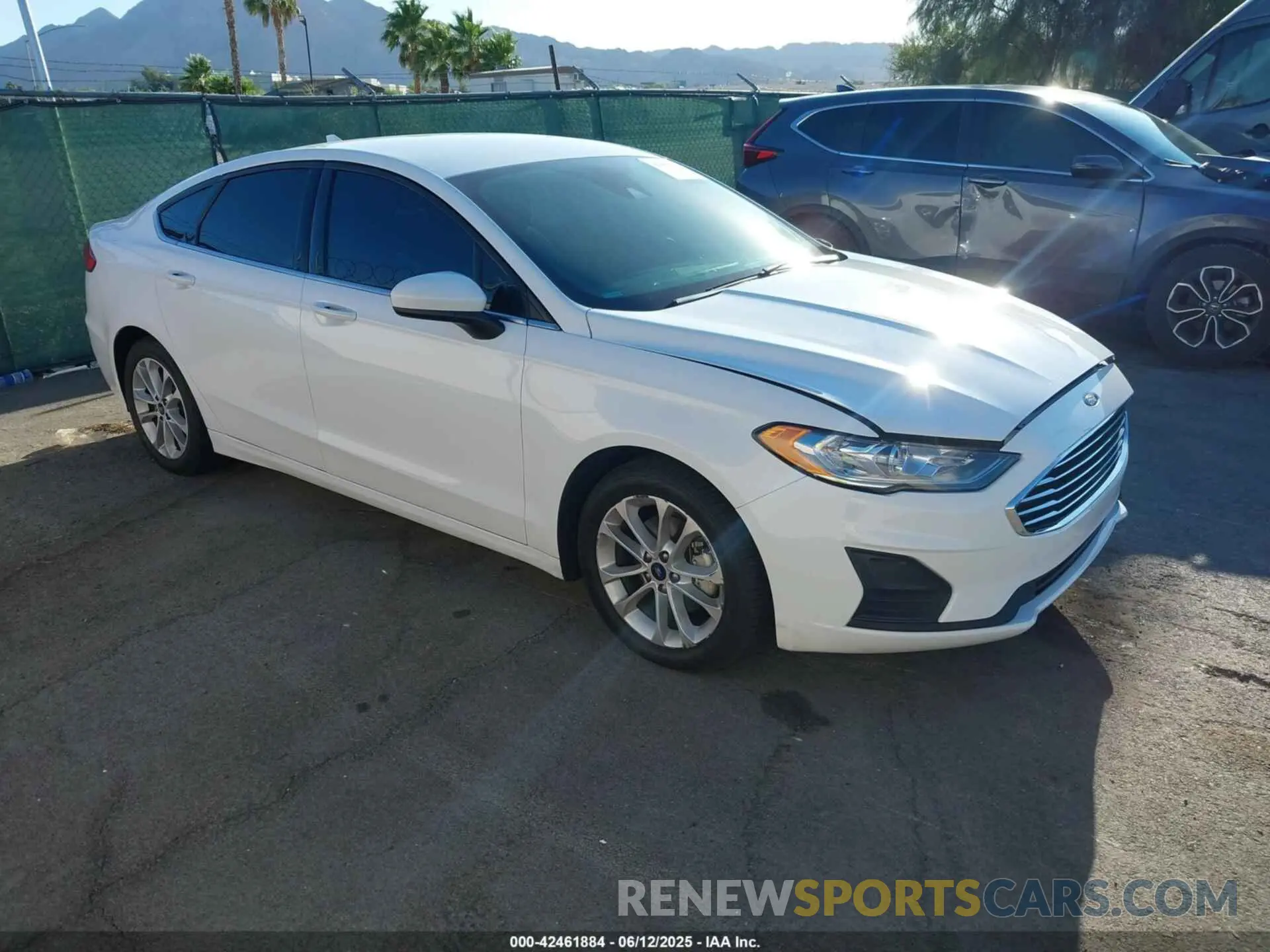 1 Photograph of a damaged car 3FA6P0LUXLR230725 FORD FUSION 2020