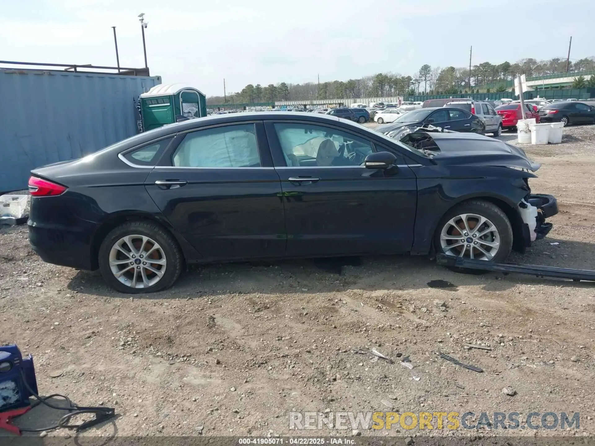 13 Фотография поврежденного автомобиля 3FA6P0MU0LR101410 FORD FUSION 2020