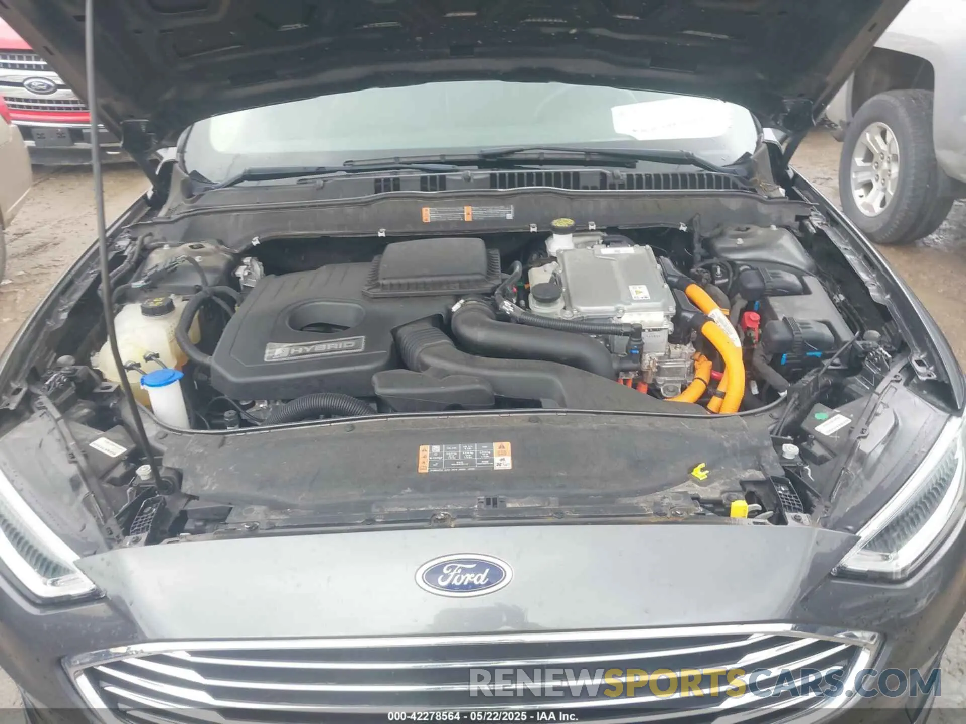 10 Photograph of a damaged car 3FA6P0MU0LR186037 FORD FUSION 2020
