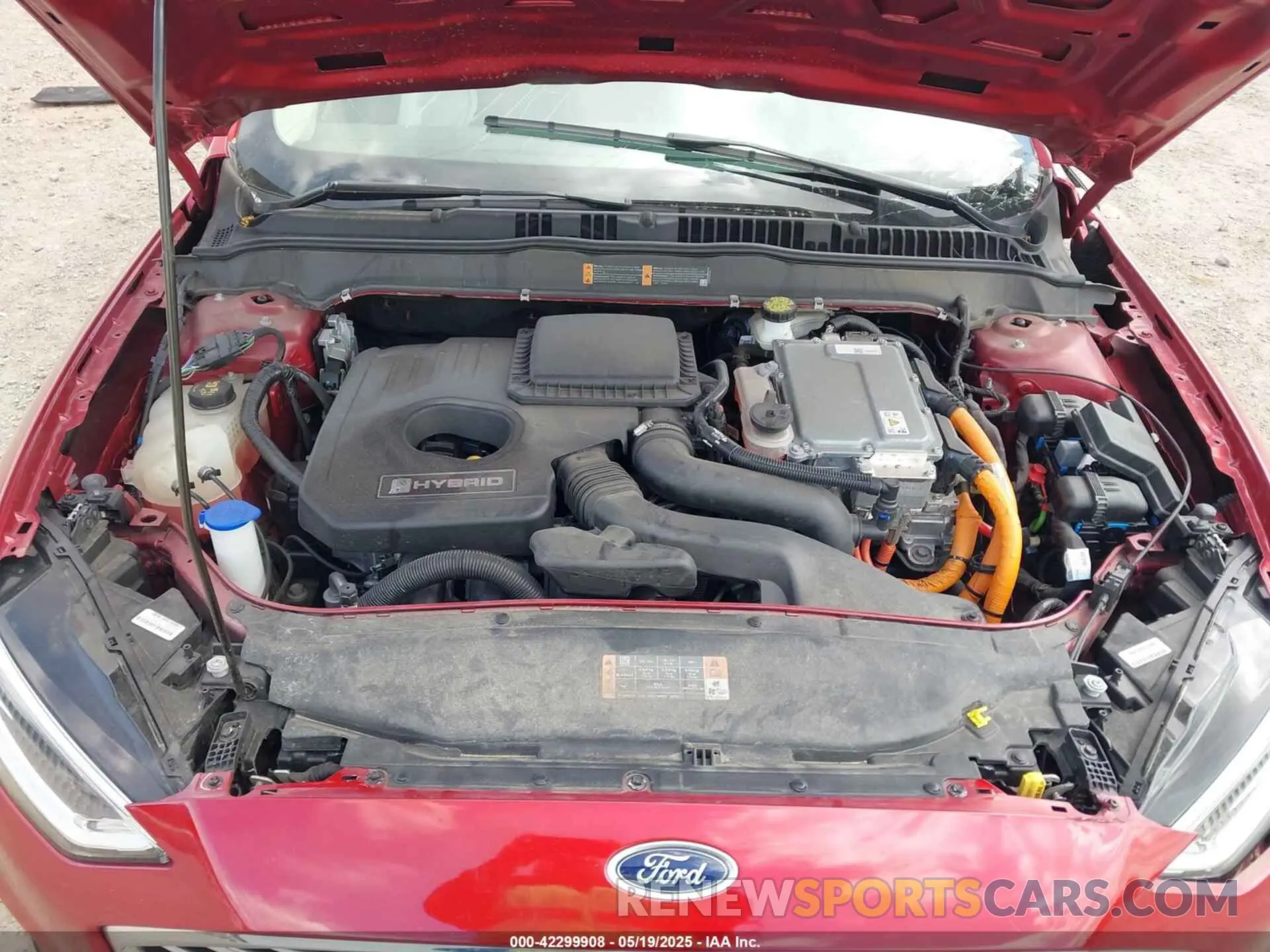 10 Photograph of a damaged car 3FA6P0MU3LR106195 FORD FUSION 2020