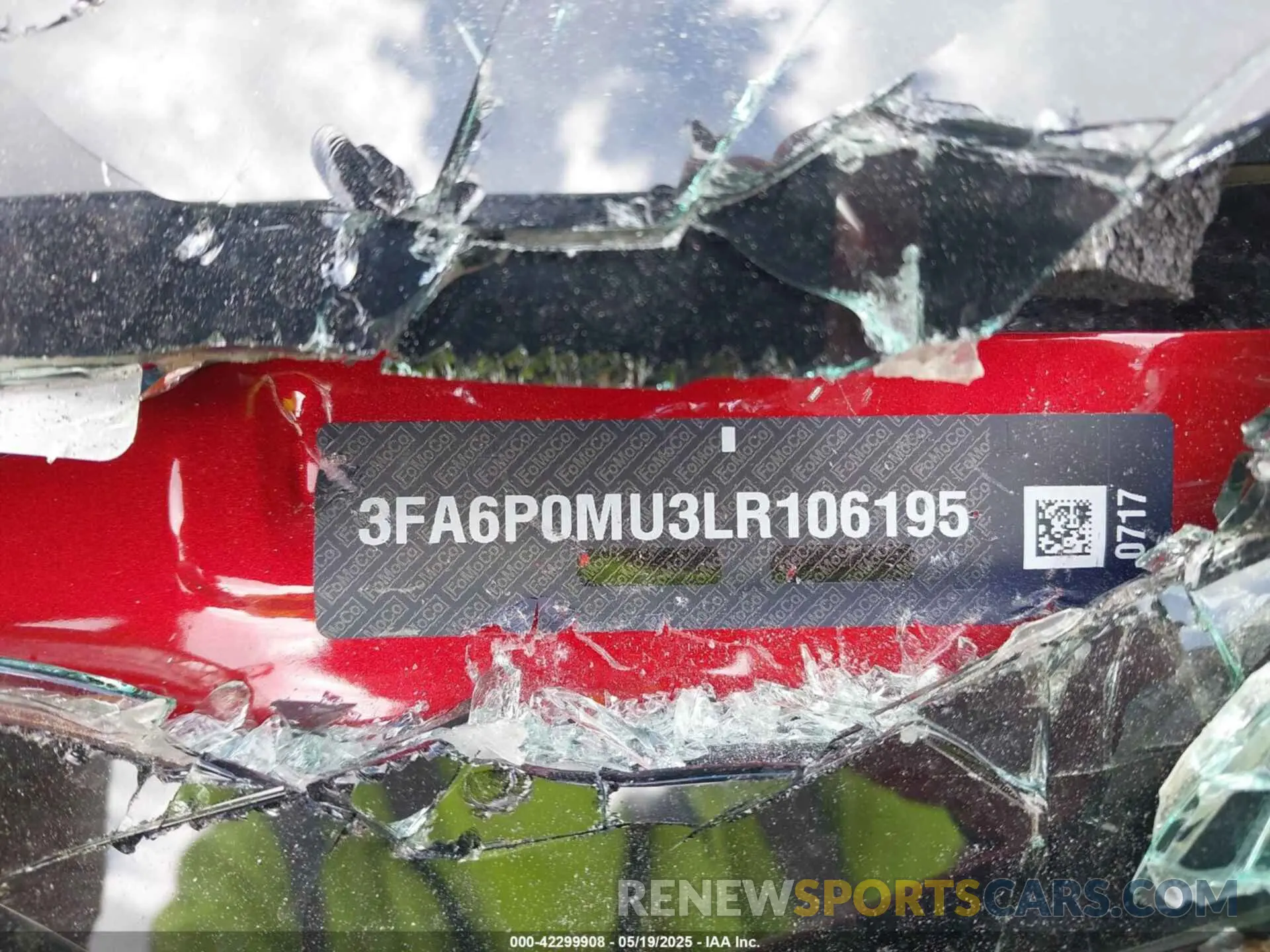 9 Photograph of a damaged car 3FA6P0MU3LR106195 FORD FUSION 2020