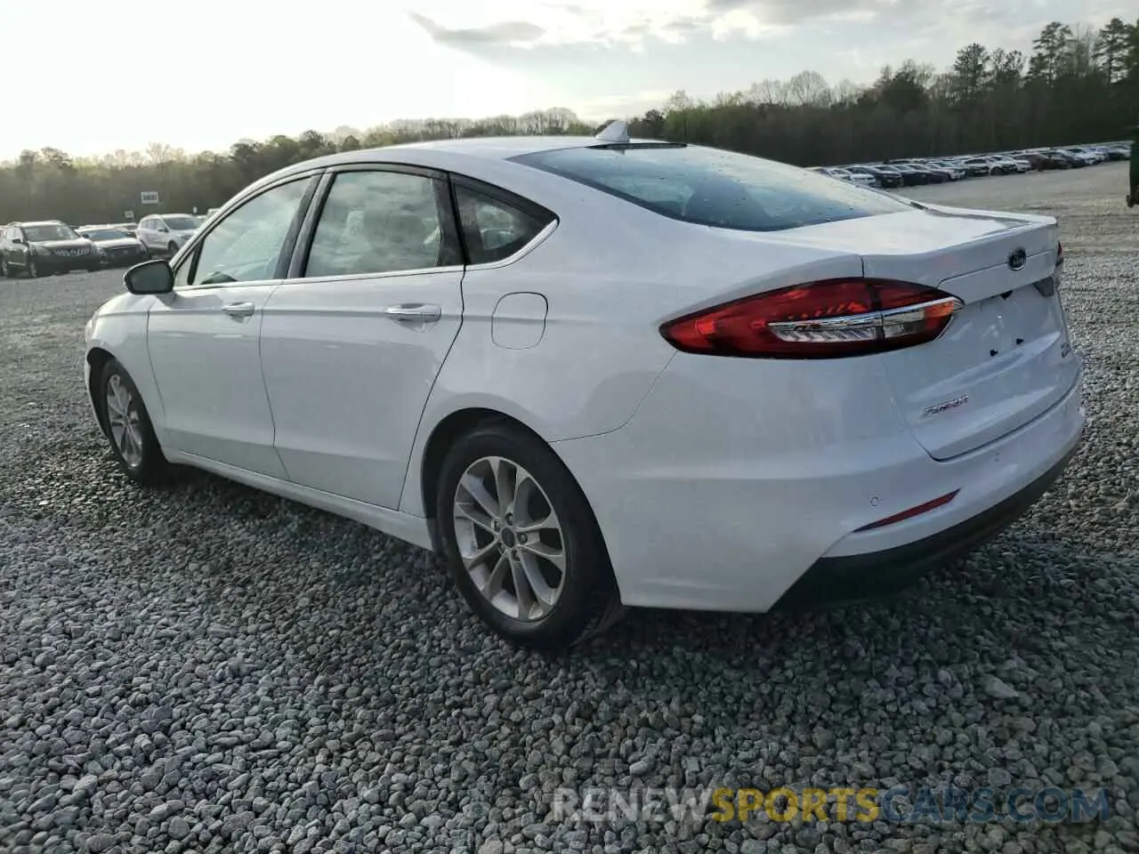 2 Photograph of a damaged car 3FA6P0MU7LR100500 FORD FUSION 2020