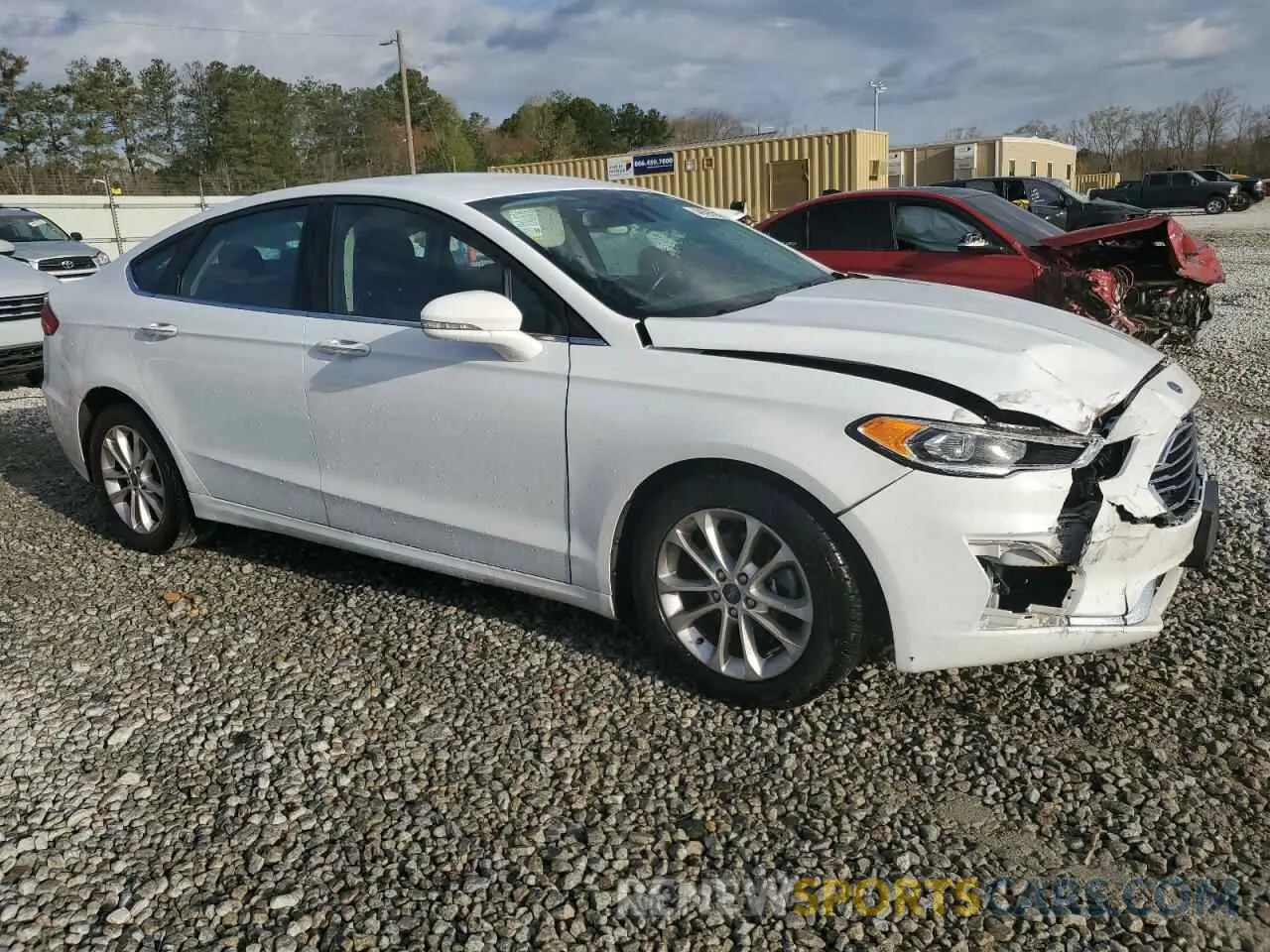 4 Photograph of a damaged car 3FA6P0MU7LR100500 FORD FUSION 2020