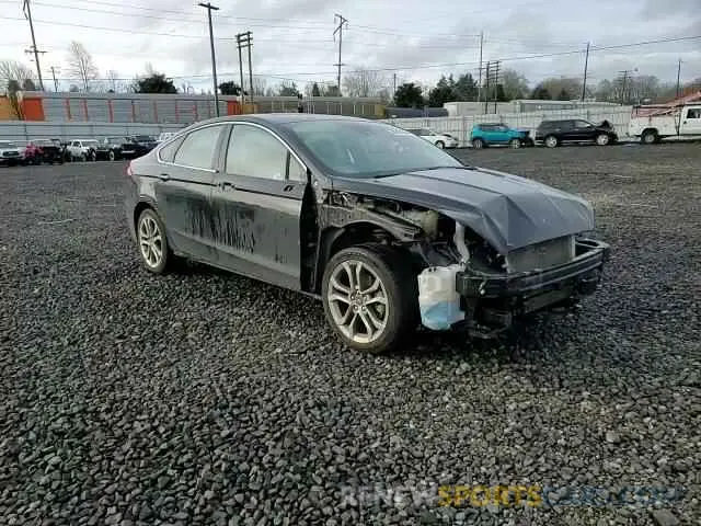 10 Фотография поврежденного автомобиля 3FA6P0RU3LR157270 FORD FUSION 2020