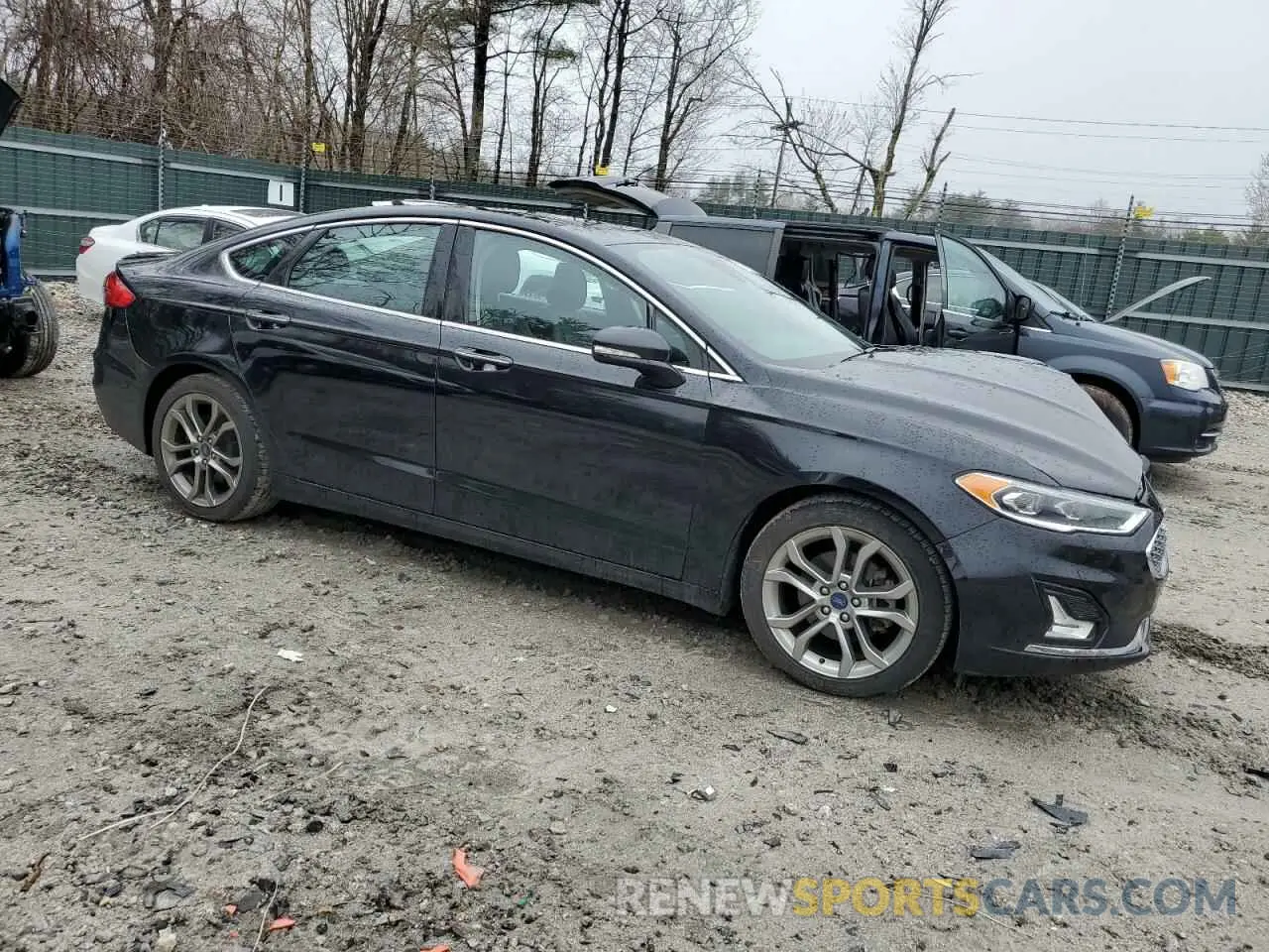4 Фотография поврежденного автомобиля 3FA6P0RU5LR141328 FORD FUSION 2020