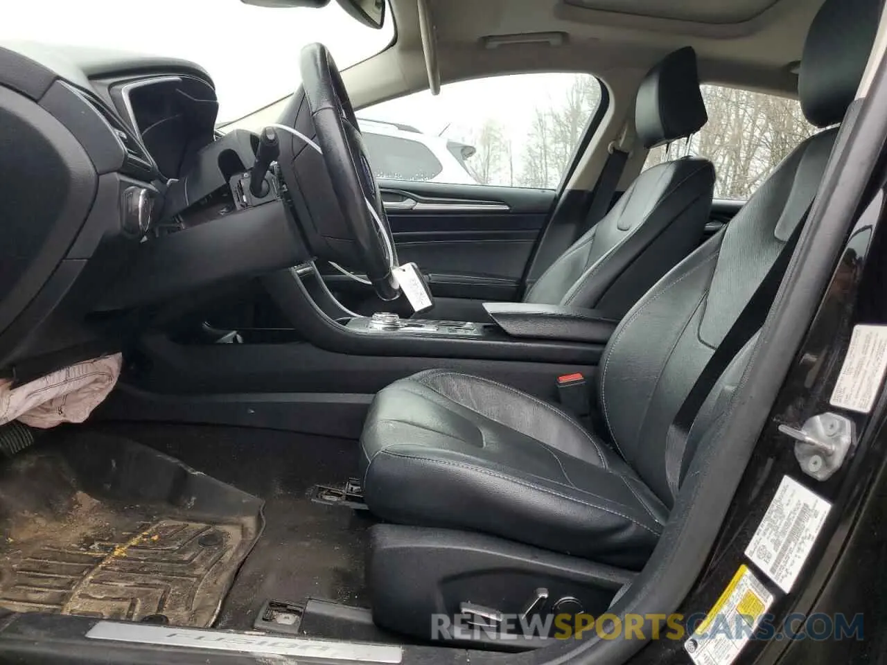 7 Фотография поврежденного автомобиля 3FA6P0RU5LR141328 FORD FUSION 2020