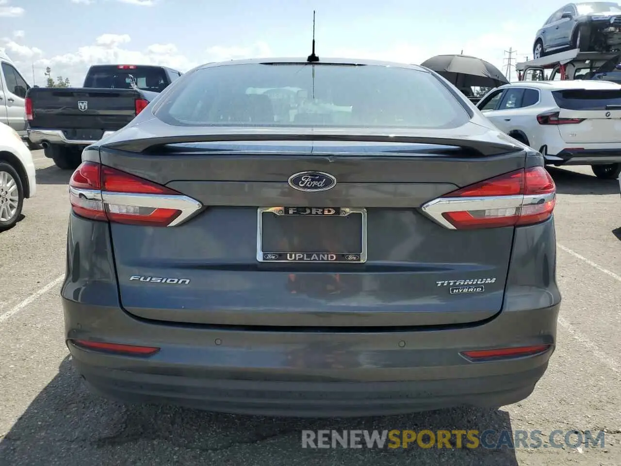 6 Photograph of a damaged car 3FA6P0SU1LR171288 FORD FUSION 2020