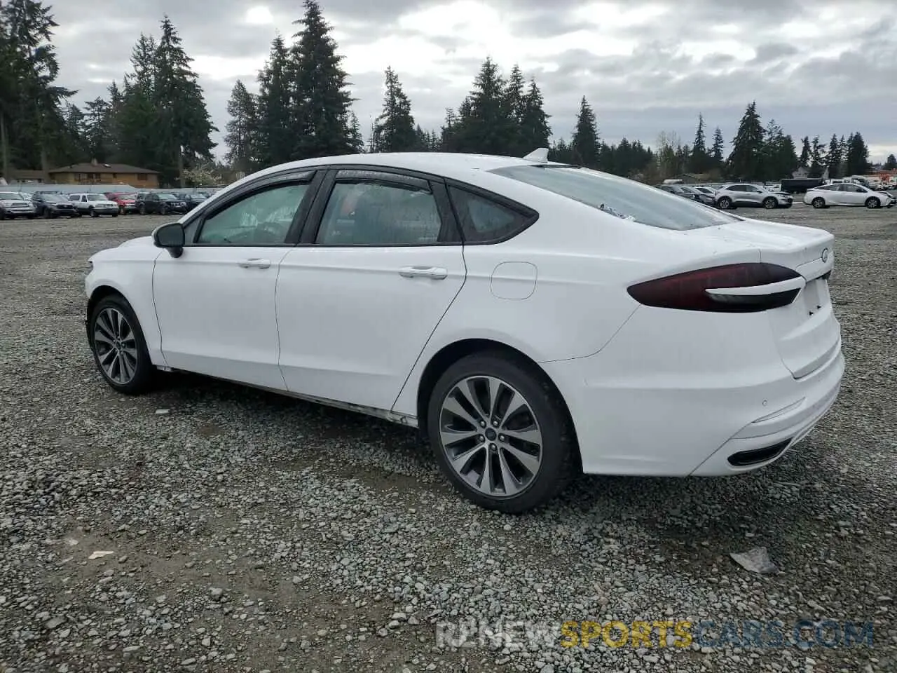 2 Фотография поврежденного автомобиля 3FA6P0T90LR212214 FORD FUSION 2020