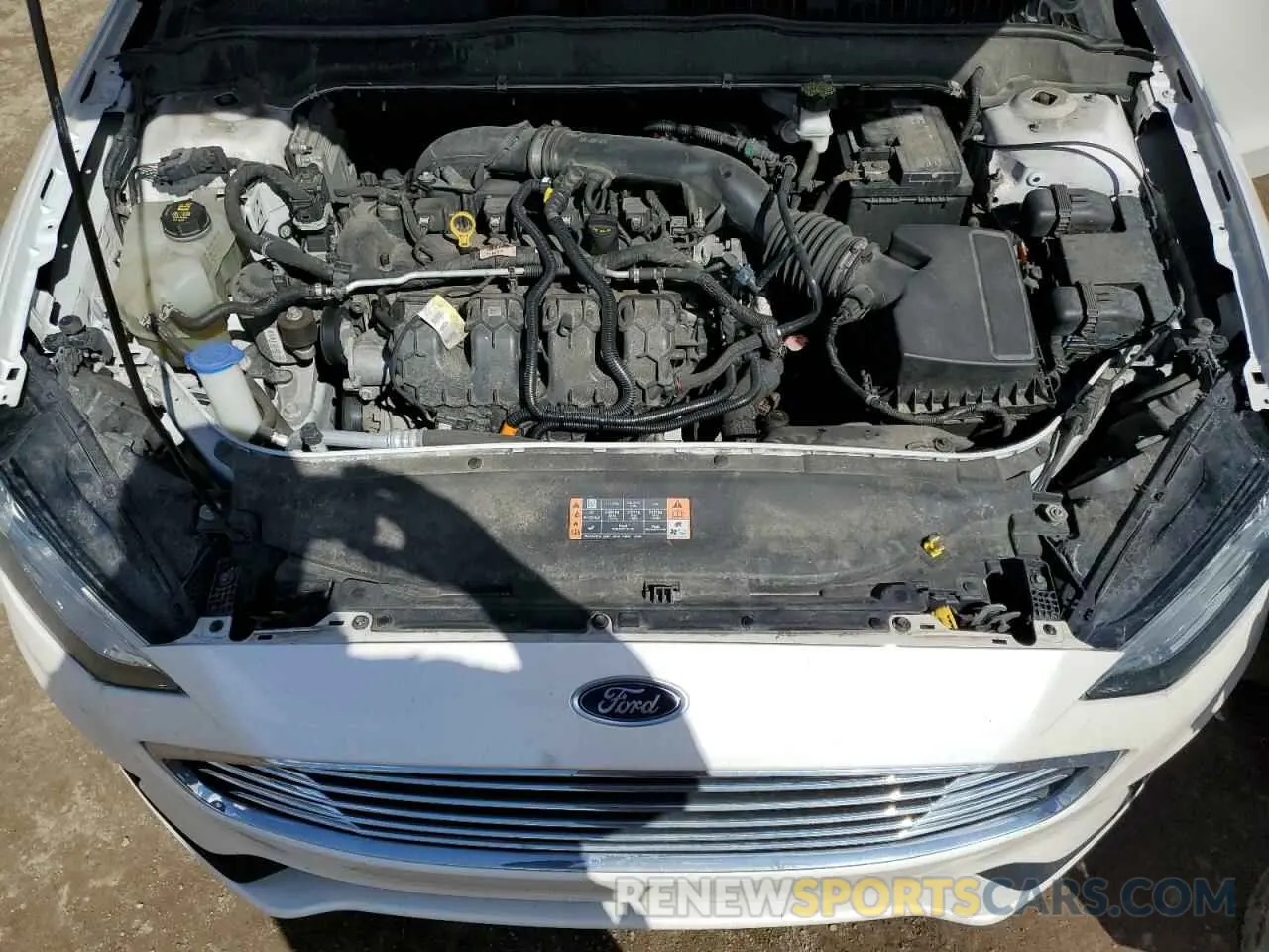 11 Фотография поврежденного автомобиля 3FA6P0T92LR179507 FORD FUSION 2020