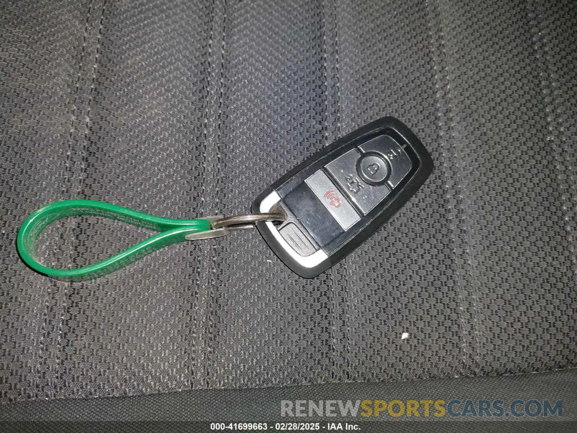 11 Фотография поврежденного автомобиля 3FA6P0T95LR260159 FORD FUSION 2020