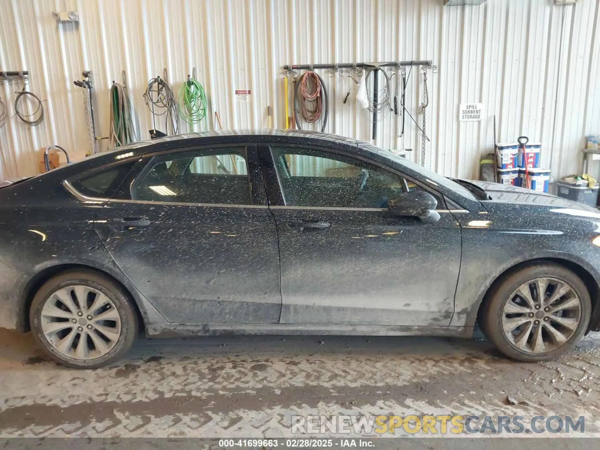 13 Фотография поврежденного автомобиля 3FA6P0T95LR260159 FORD FUSION 2020
