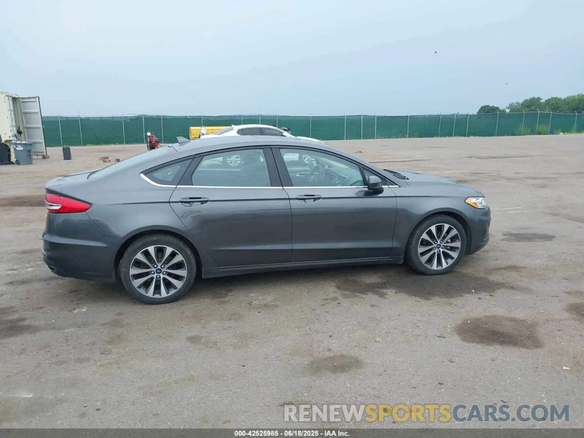 13 Photograph of a damaged car 3FA6P0T98LR190611 FORD FUSION 2020