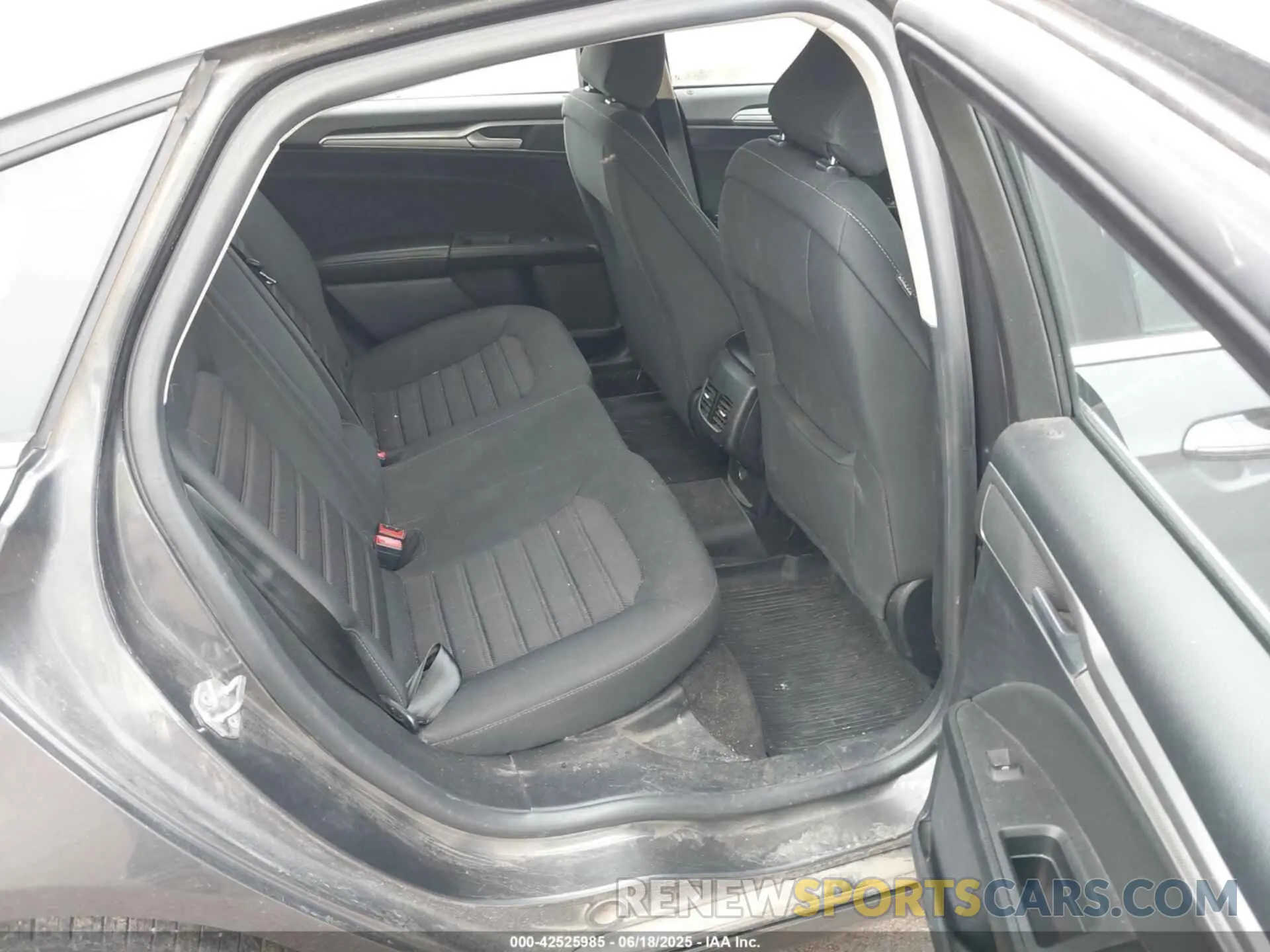 8 Photograph of a damaged car 3FA6P0T98LR190611 FORD FUSION 2020